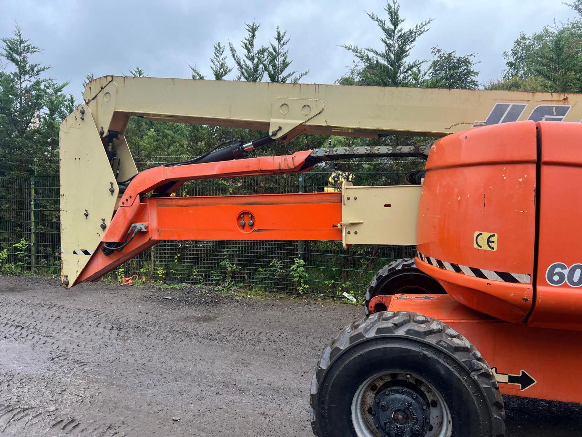 JLG 600 AJ BOOM LIFT 20 METER LIFT HEIGHT! 4x4 *PLUS VAT* - Image 10 of 24