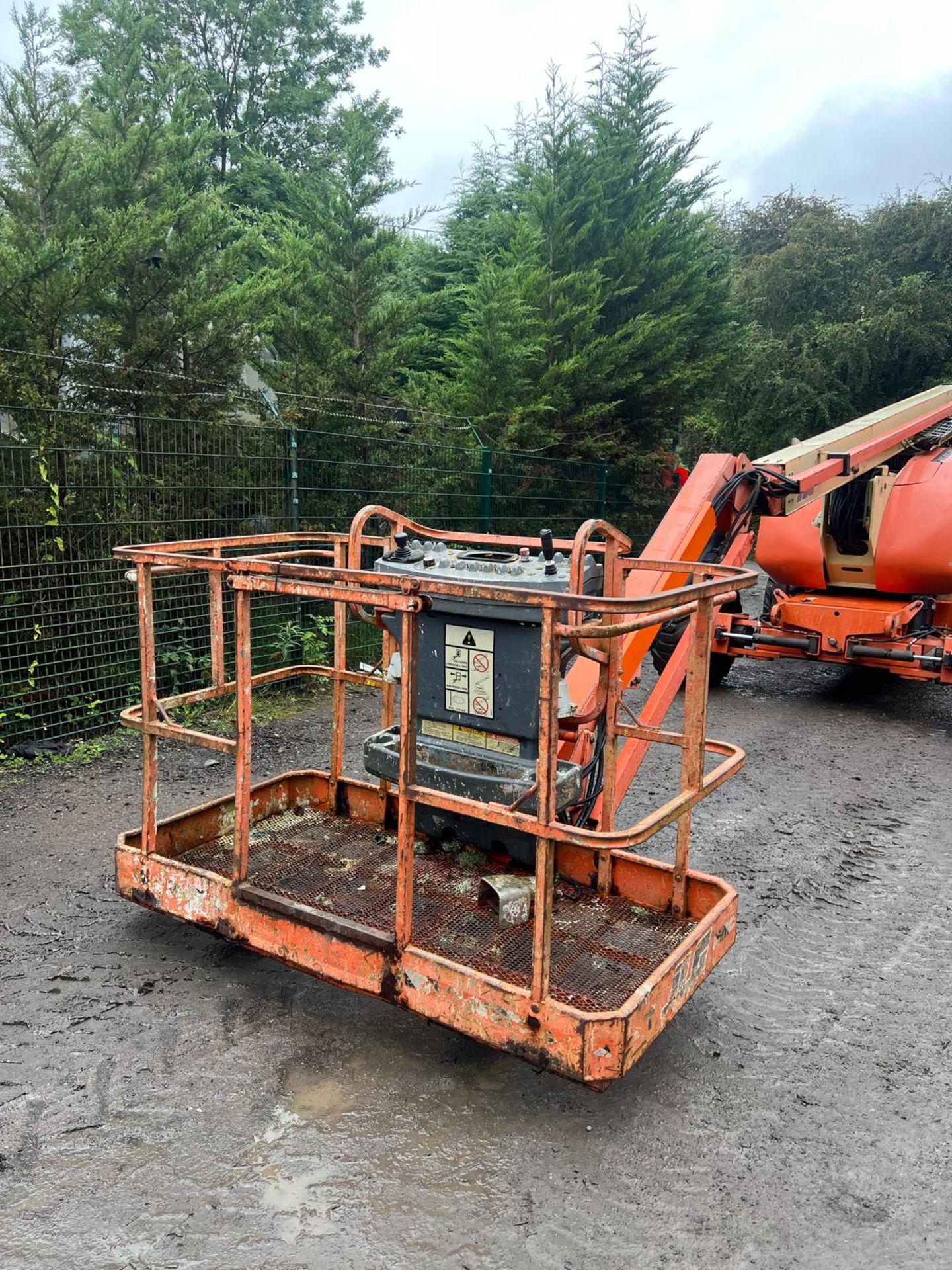 JLG 600 AJ BOOM LIFT 20 METER LIFT HEIGHT! 4x4 *PLUS VAT* - Image 7 of 24