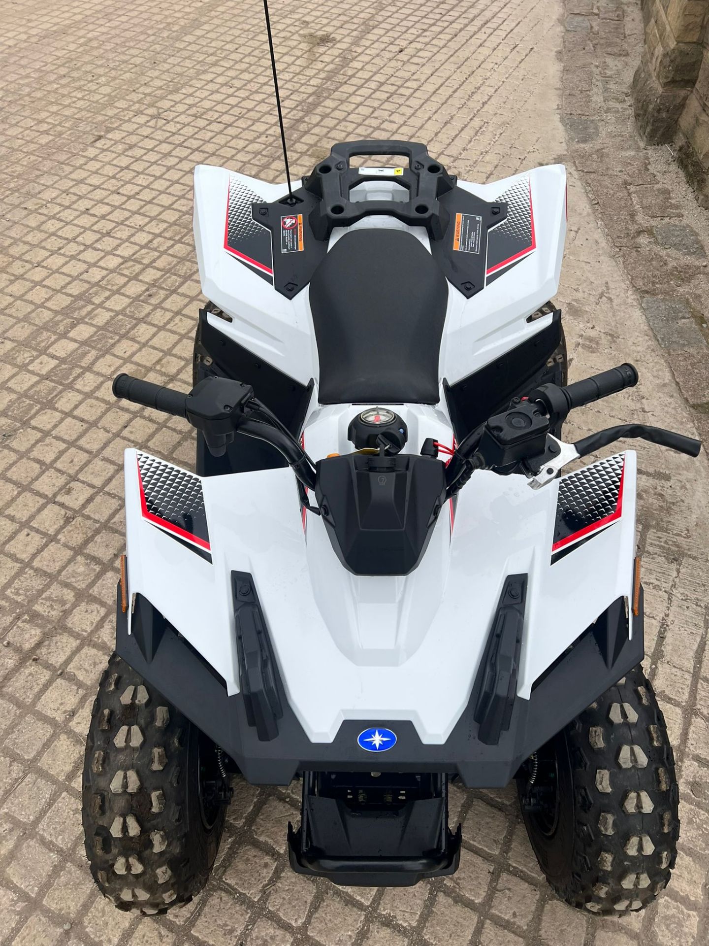 New/unused Polaris outlaw 70 quad bike *PLUS VAT* - Image 9 of 16