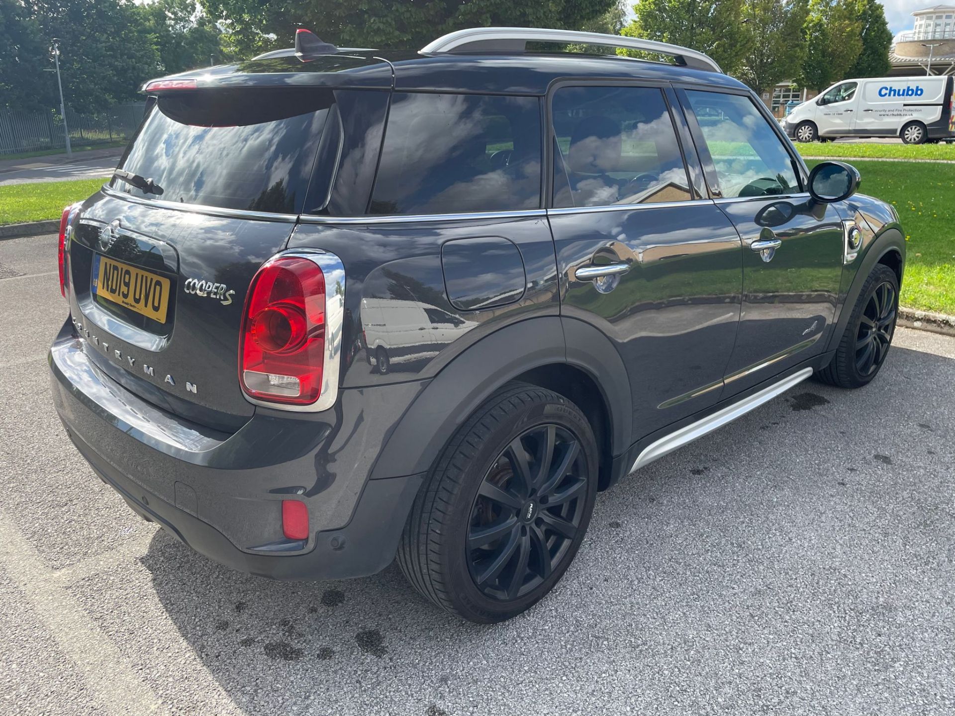 2019 MINI COUNTRYMAN COOPER S E ALL4 A GREY SUV HATCHBACK *NO VAT* - Image 10 of 17