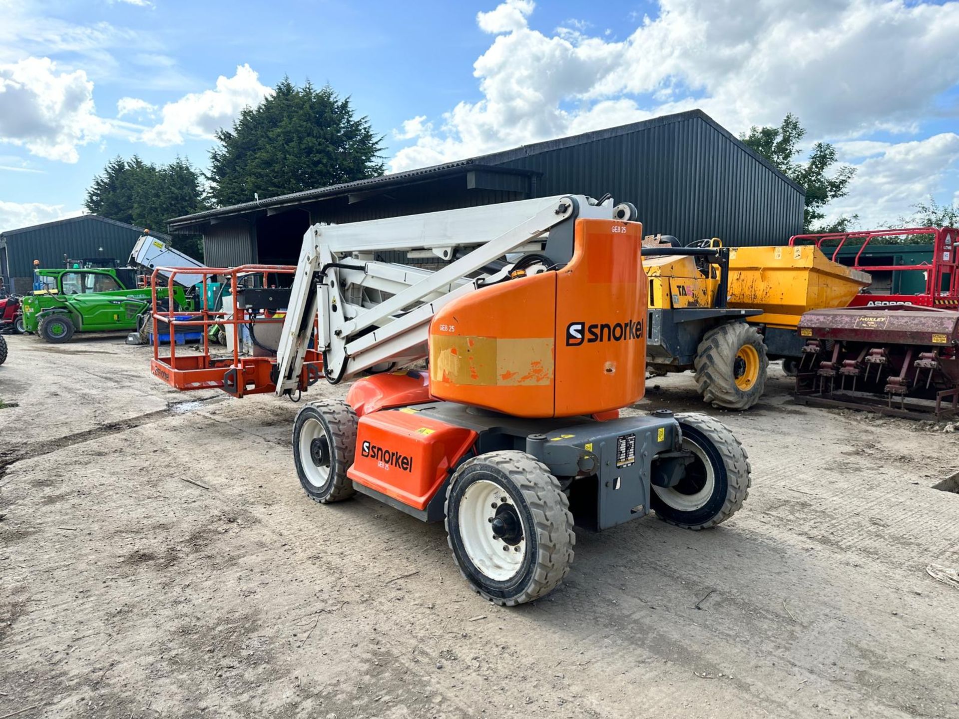 2018 SNORKEL A46JE BOOM LIFT *PLUS VAT* - Image 4 of 17