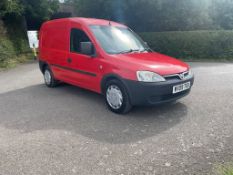 2009/09 REG VAUXHALL COMBO 1700 CDTI 1.25 DIESEL RED PANEL VAN, SHOWING 0 FORMER KEEPERS *NO VAT*