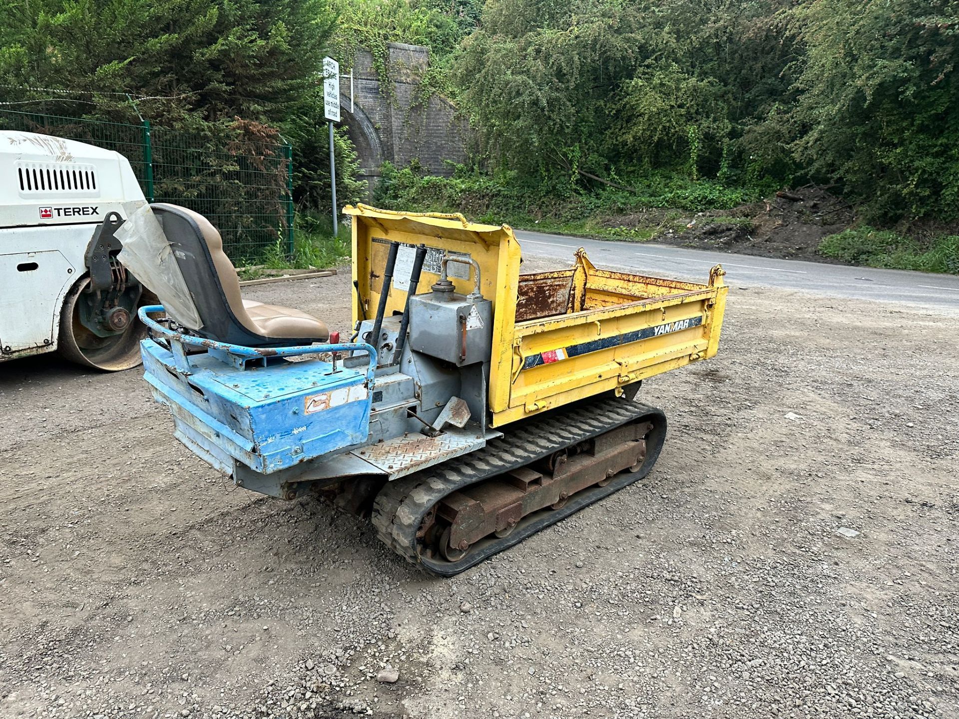 YANMAR C8R 800KG TRACKED DUMPER *PLUS VAT* - Image 2 of 15