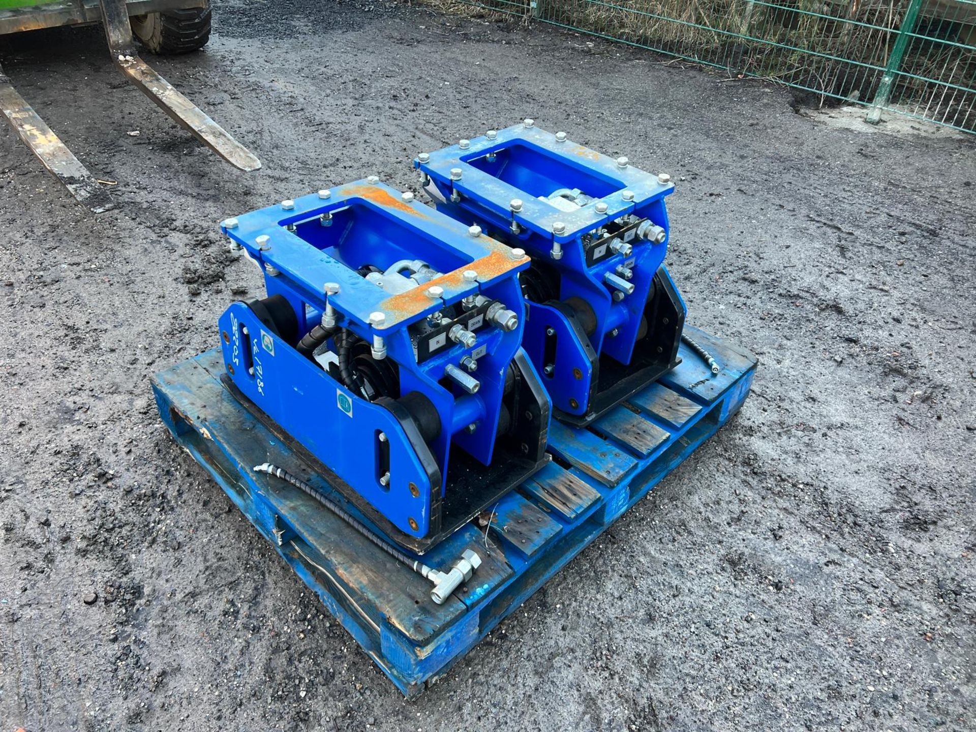 Unused Augertorque V25 Hydraulic Compaction Plate *PLUS VAT* - Image 3 of 12