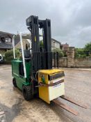 Cat 2.5 Ton electric forklift *NO VAT*