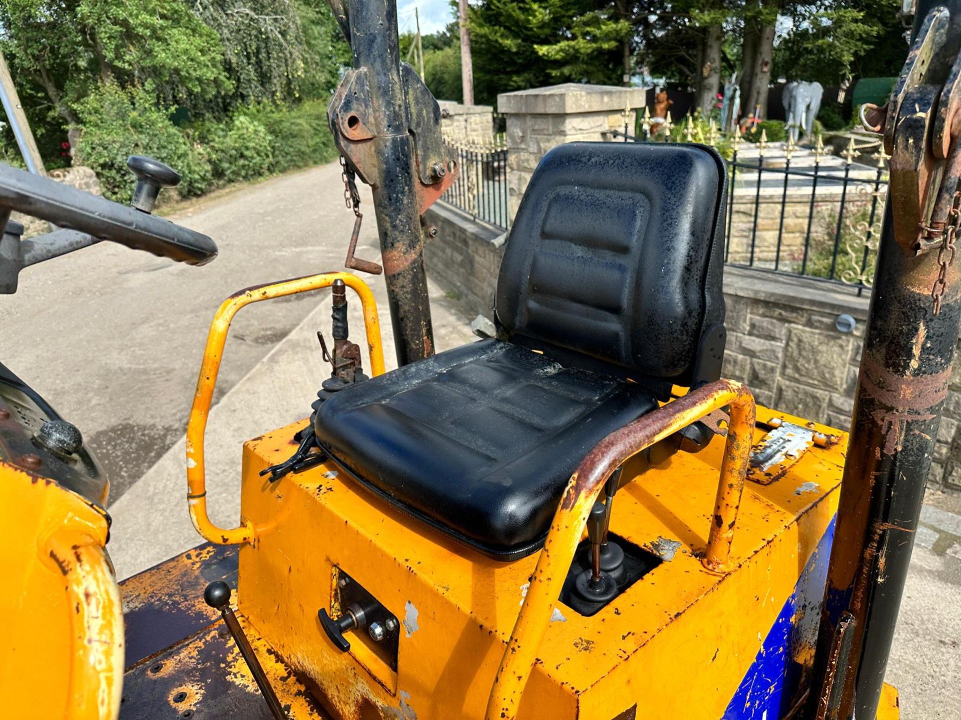 THWAITES HIGH TIP SWIVEL SKIP 1.5 TON DUMPER *PLUS VAT* - Bild 14 aus 16