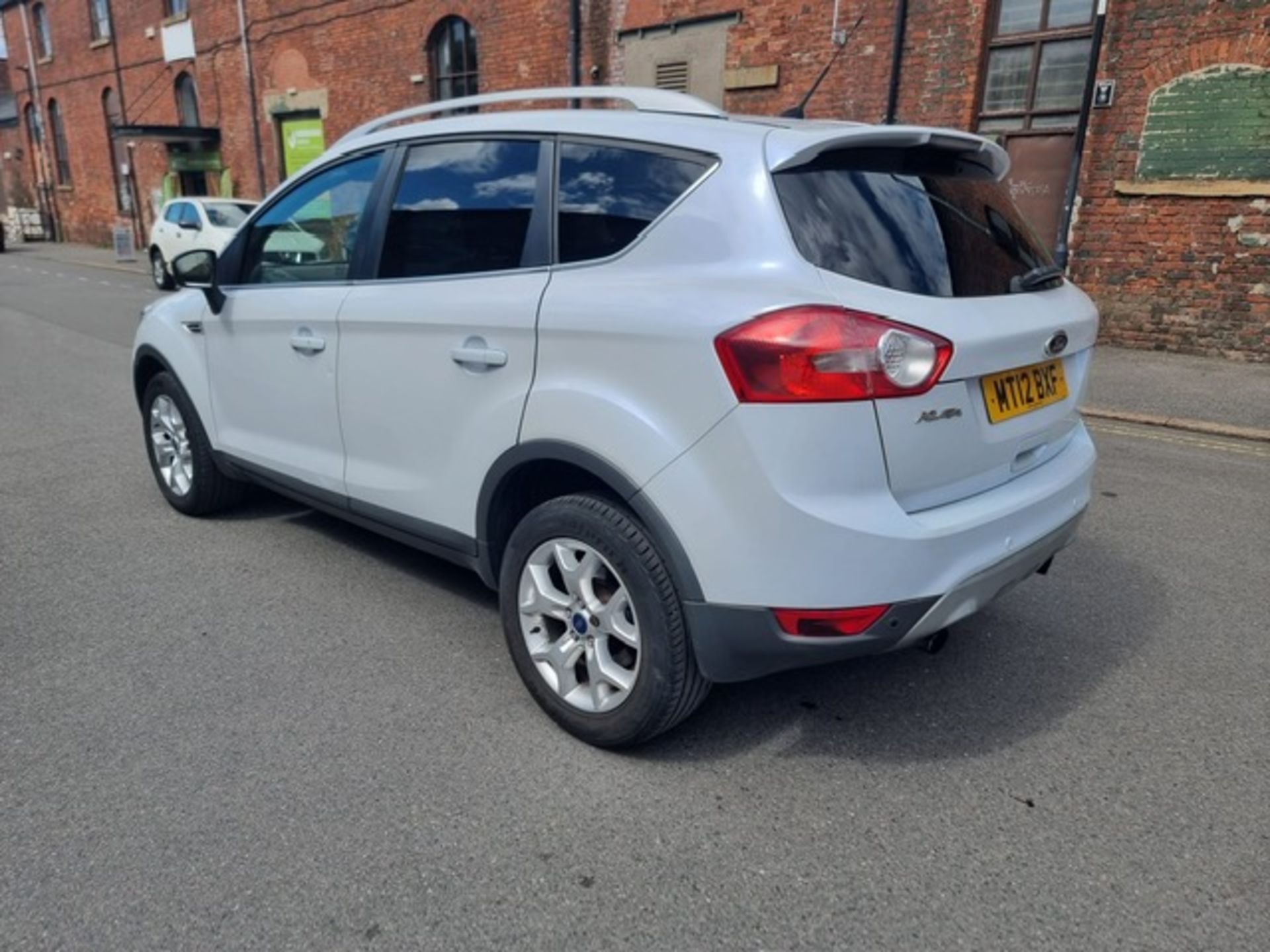 2012/12 REG FORD KUGA ZETEC TDCI 140 2.0 DIESEL WHITE MANUAL *NO VAT* - Bild 4 aus 9