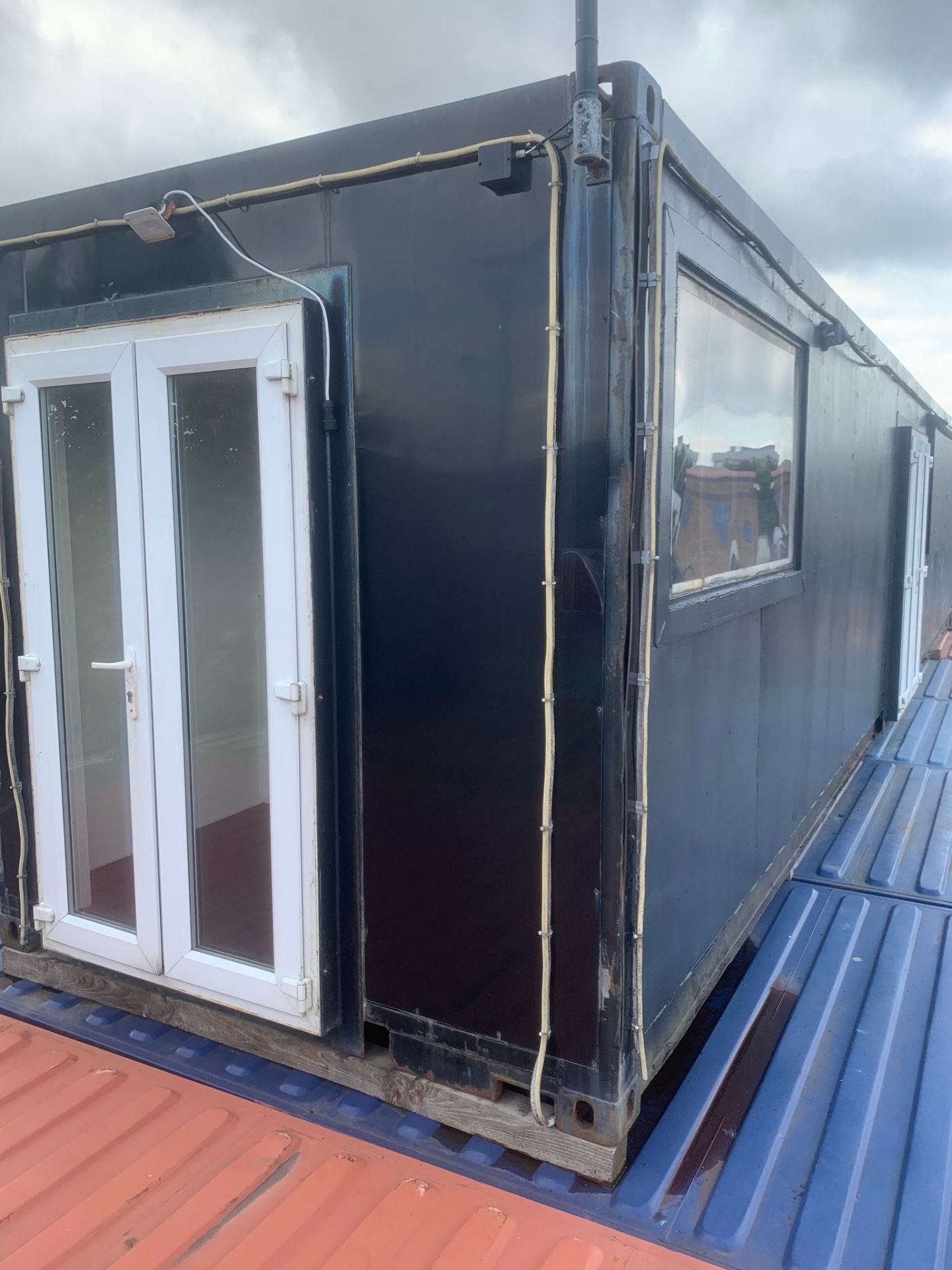 40ft Shipping Container (Converted for Bar, Catering, Retail) *NO VAT* - Image 8 of 16