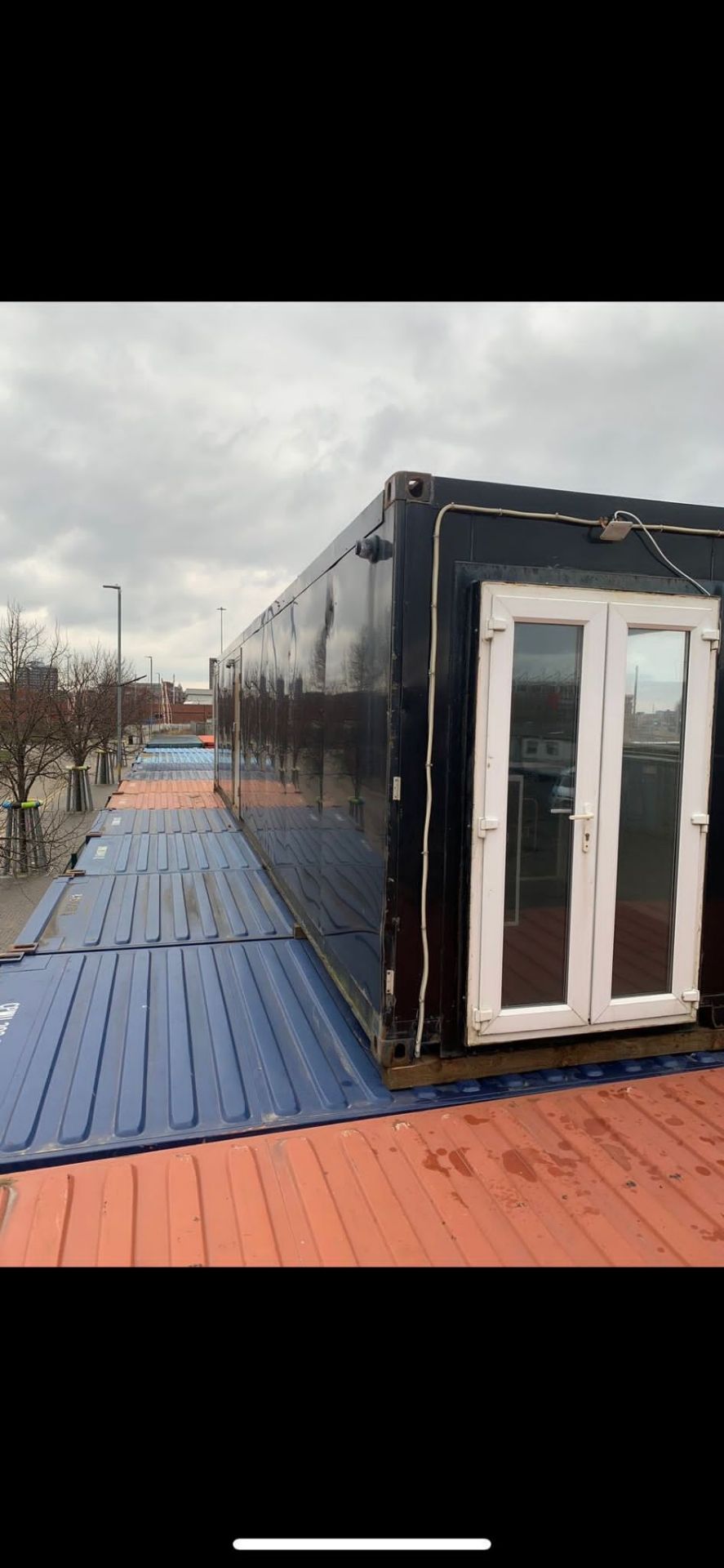 40ft Shipping Container (Converted for Bar, Catering, Retail) *NO VAT* - Image 11 of 16