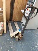 Pump/ Manual Pallet Truck #317