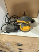 JCB 330W RANDOM ORBITAL SANDER 240V