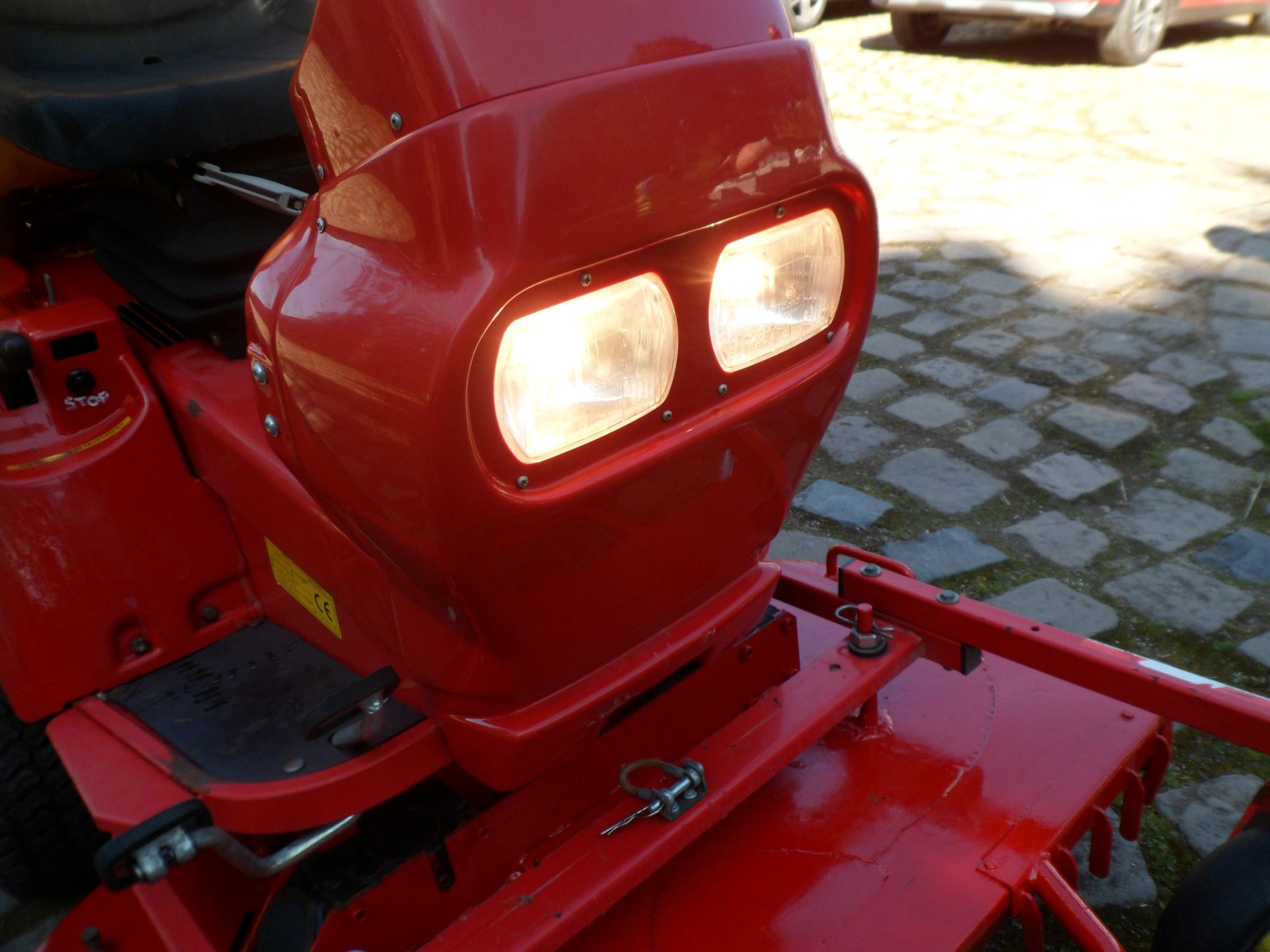 Gianni Ferrari PG200 OutFront Diesel Ride on Mower *NO VAT* - Image 8 of 14