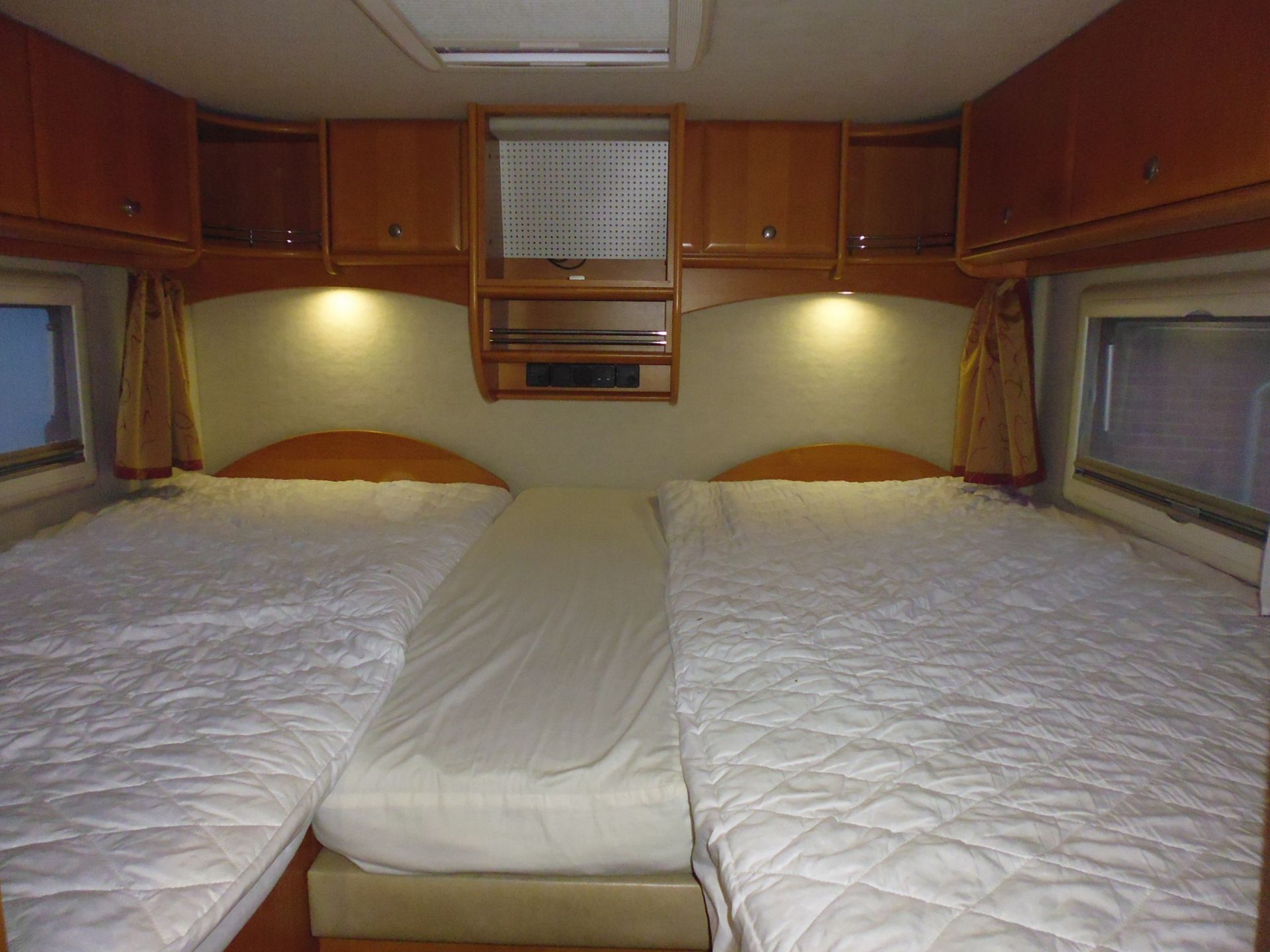 MERCEDES CONCORDE CHARISMA I880F AUTOMATIC A CLASS LUXURY MOTORHOME RV *NO VAT* - Image 19 of 20