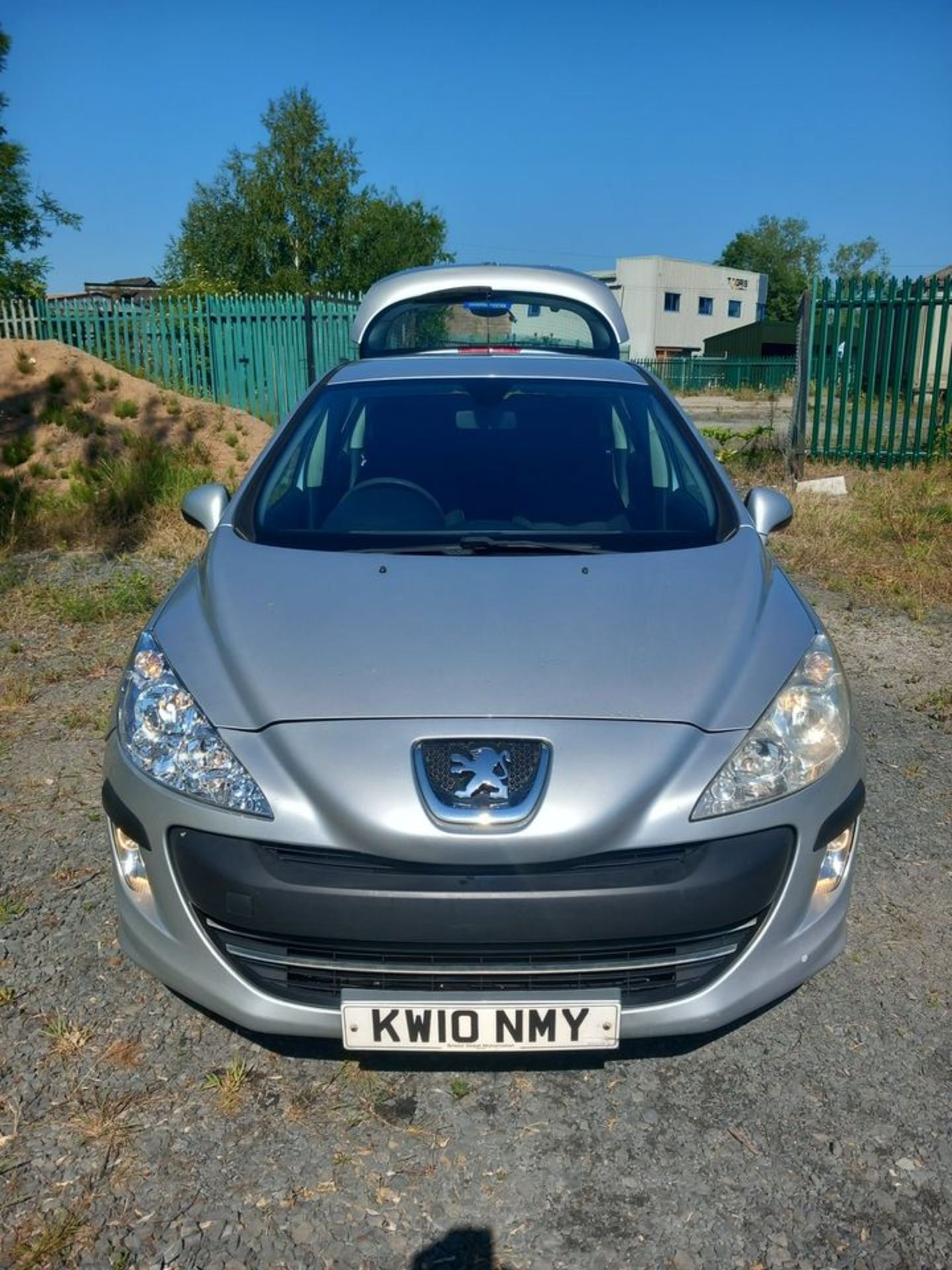 2010 PEUGEOT 308 S DT SILVER HATCHBACK *NO VAT* - Image 2 of 10