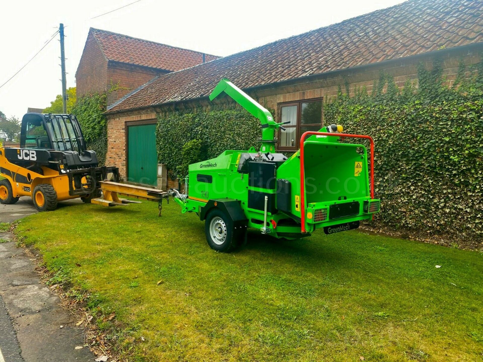 GREENMECH WOODCHIPPER, YEAR 2015, 190MM CHIPPING CAPACITY, ARBORIST 190, ONLY 275 HOURS *PLUS VAT* - Image 4 of 8
