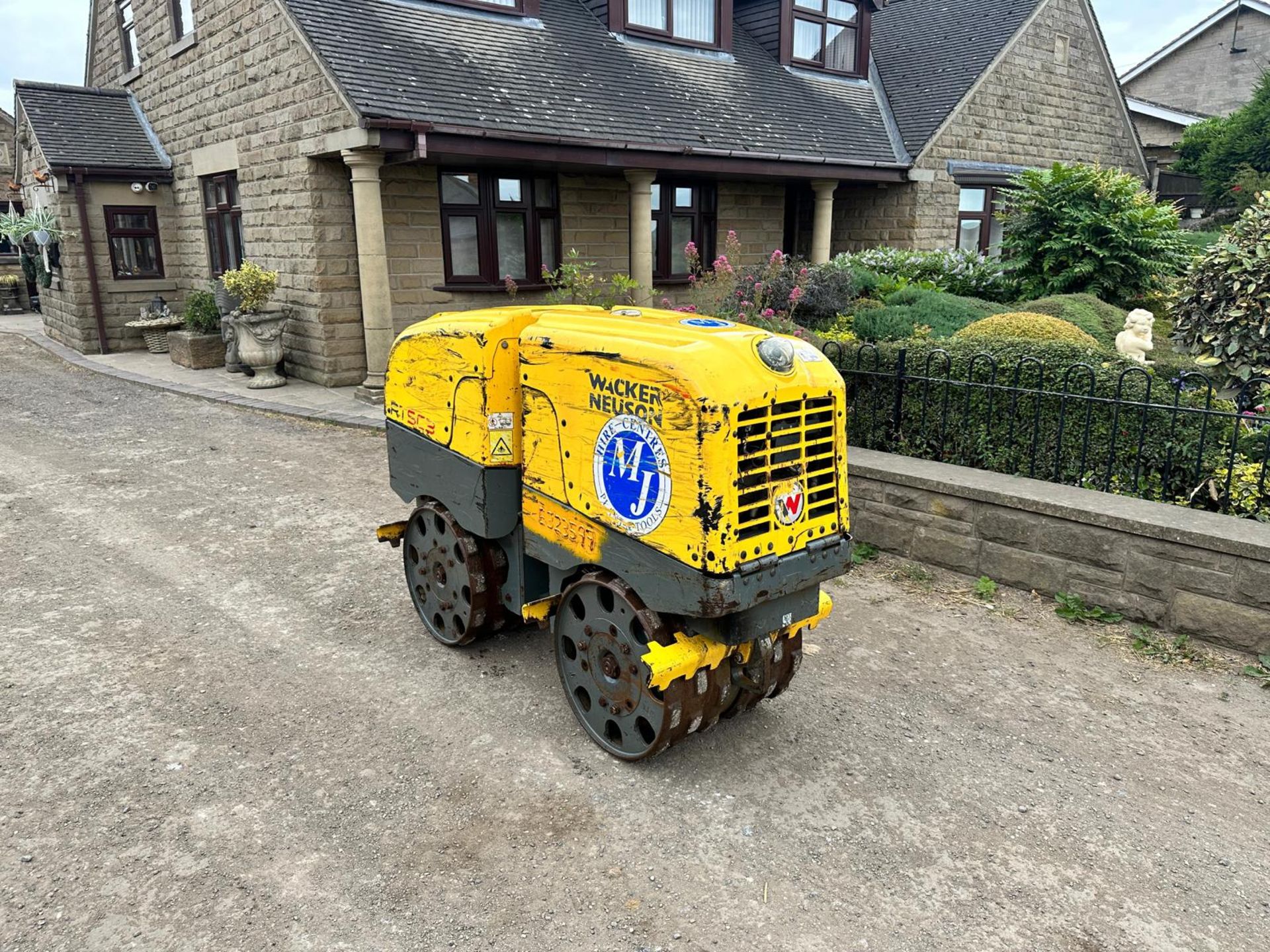 2015 WACKER NEUSON RTSC3 REMOTE CONTROLLED TRENCH ROLLER *PLUS VAT* - Image 4 of 14