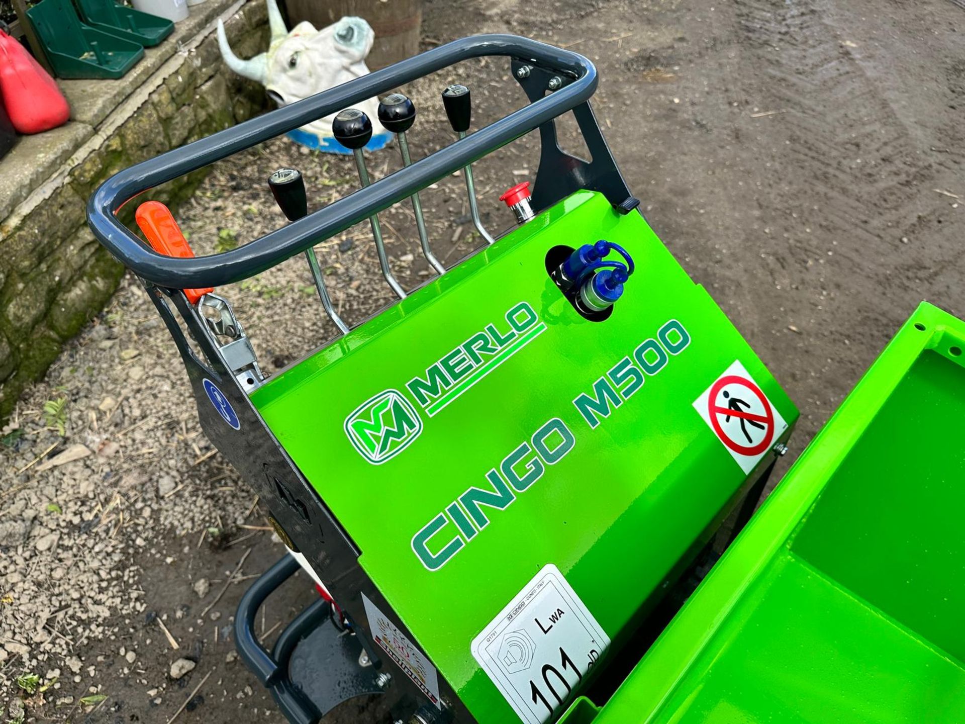 Unused Merlo Cingo M500DM 500KG Tracked Pedestrian Dumper *PLUS VAT* - Image 11 of 16