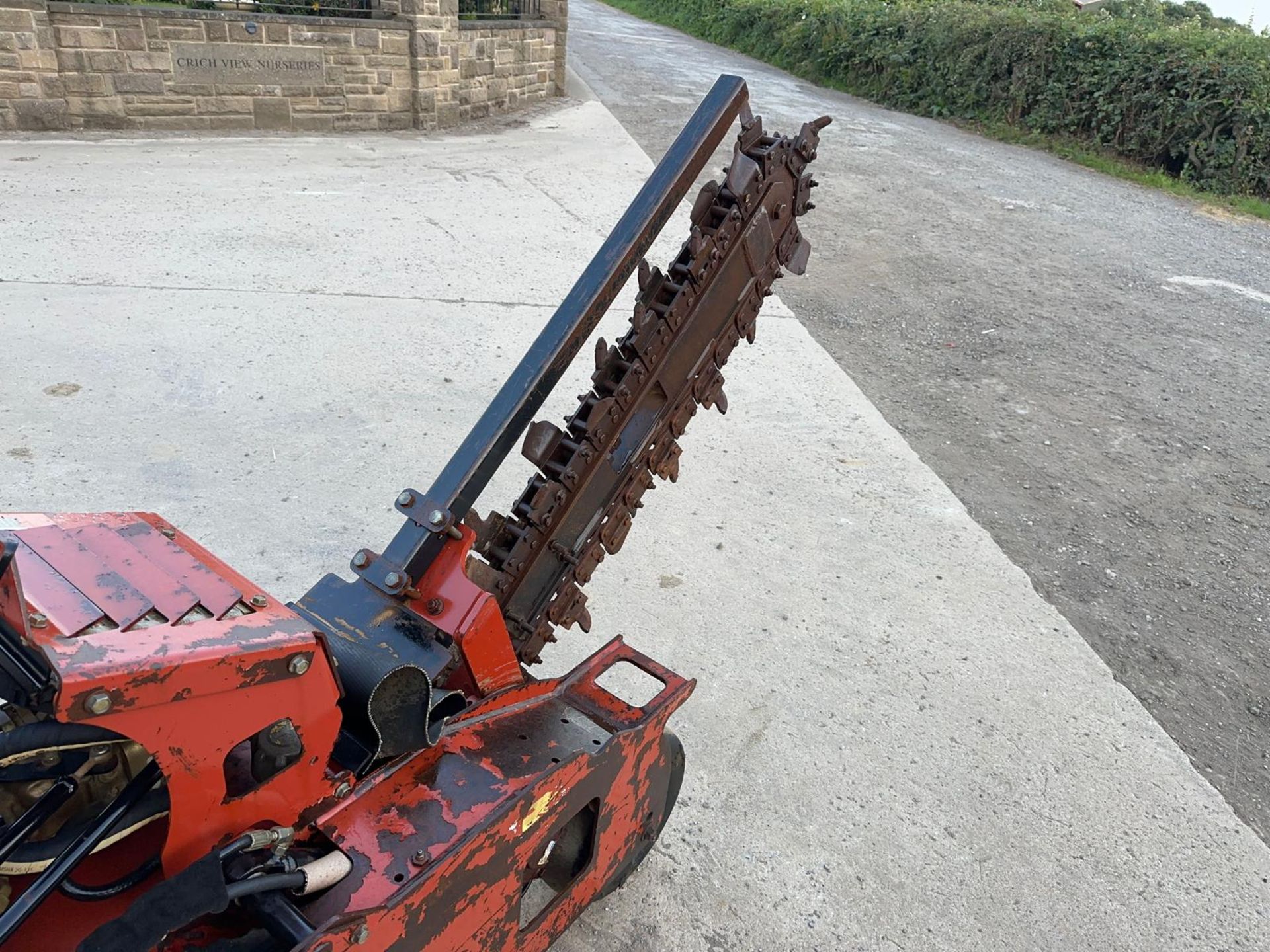 2011 DITCHWITCH RT24 TRACKED PEDESTRIAN TRENCHER *PLUS VAT* - Image 12 of 19