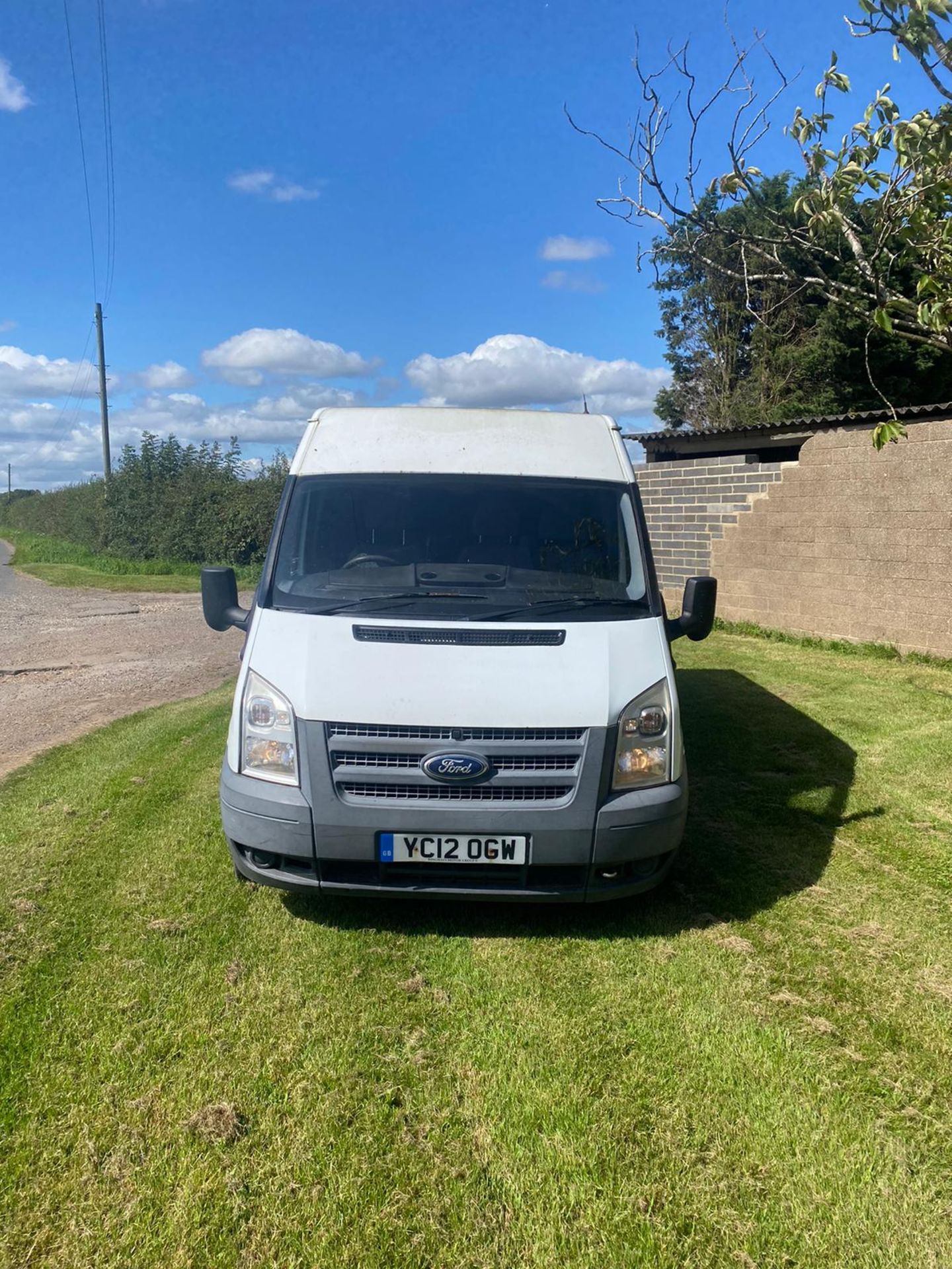 2012 FORD TRANSIT 100 T300 FWD WHITE PANEL VAN *PLUS VAT* - Image 2 of 14