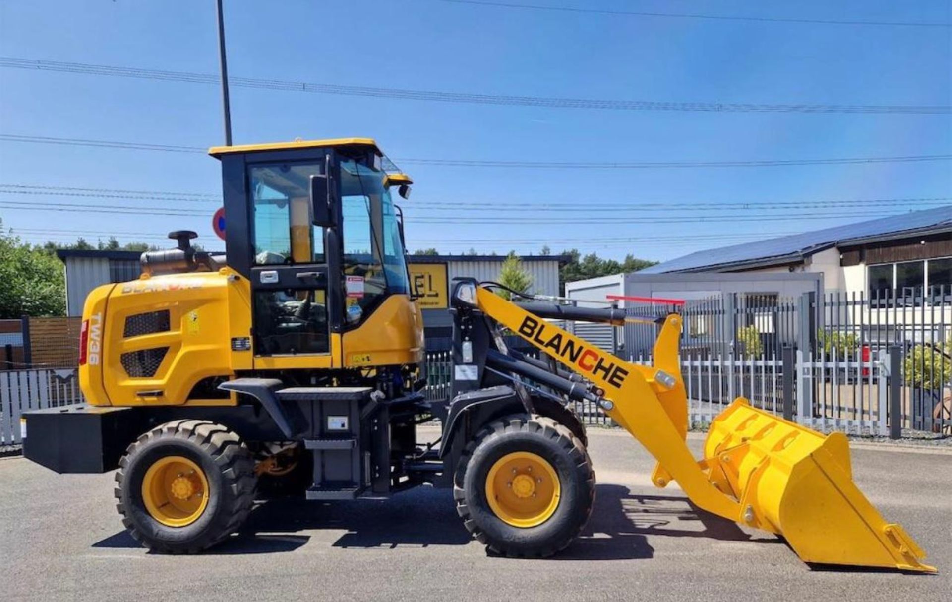 NEW/UNUSED BLANCHE TW36 LOADING SHOVEL *PLUS VAT*