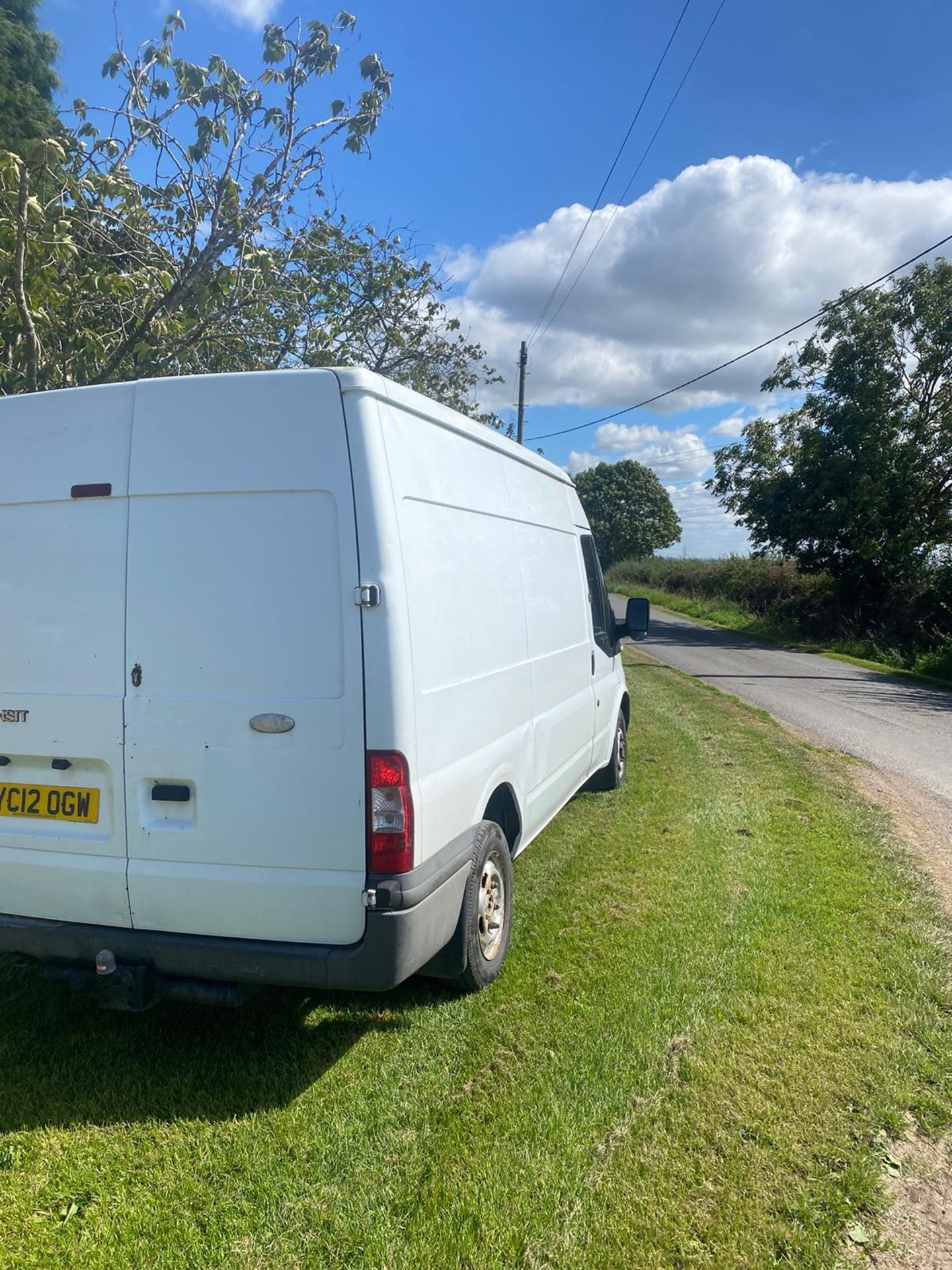 2012 FORD TRANSIT 100 T300 FWD WHITE PANEL VAN *PLUS VAT* - Image 7 of 14