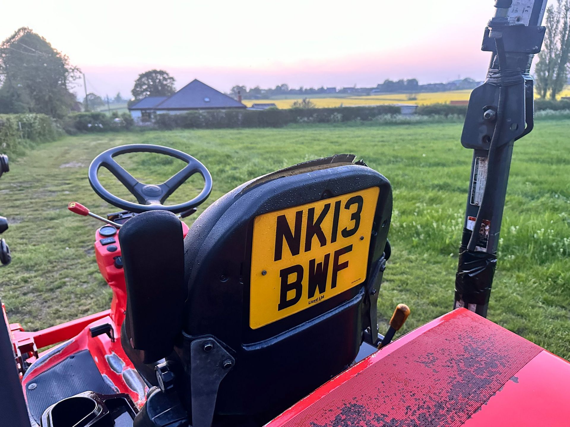 2013 KUBOTA F3680 4WD OUTFRONT RIDE ON MOWER *PLUS VAT* - Image 13 of 14