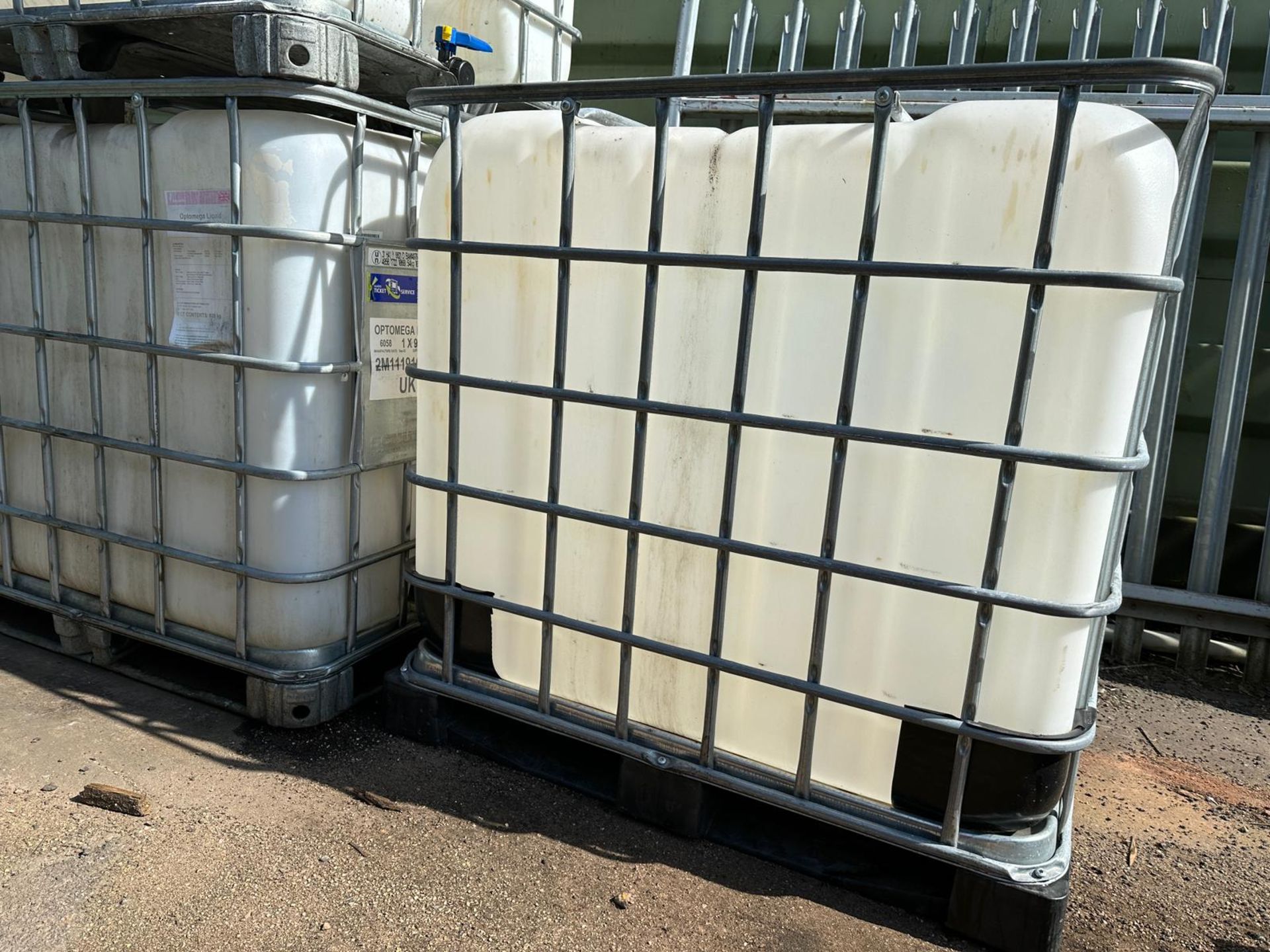 1 x GRADE A IBC- MORE AVAILABLE, YOU ARE ONLY BIDDING FOR ONE, ENQUIRE IF YOU WOULD LIKE MORE - Image 3 of 3