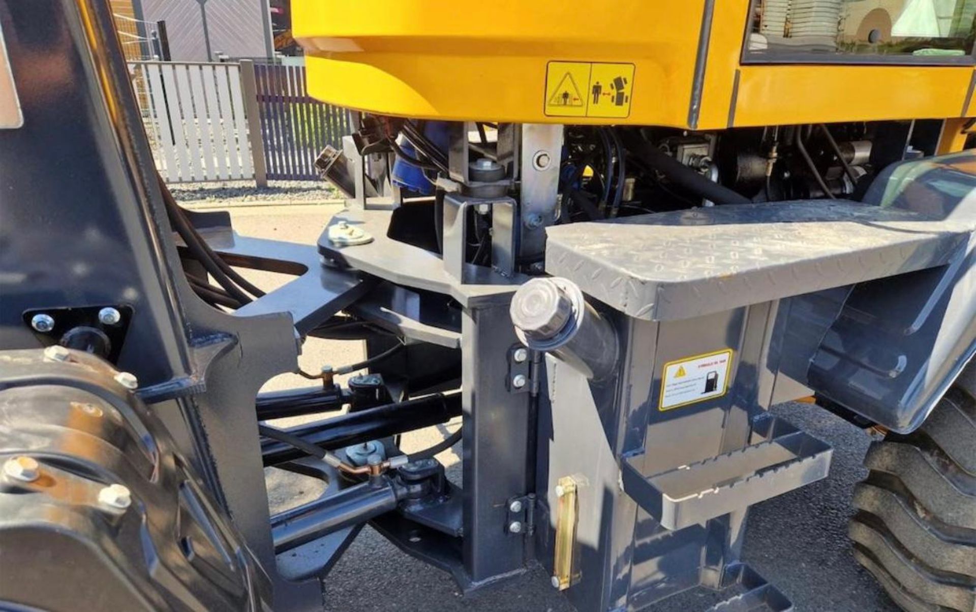 NEW/UNUSED BLANCHE TW36 LOADING SHOVEL *PLUS VAT* - Image 6 of 9