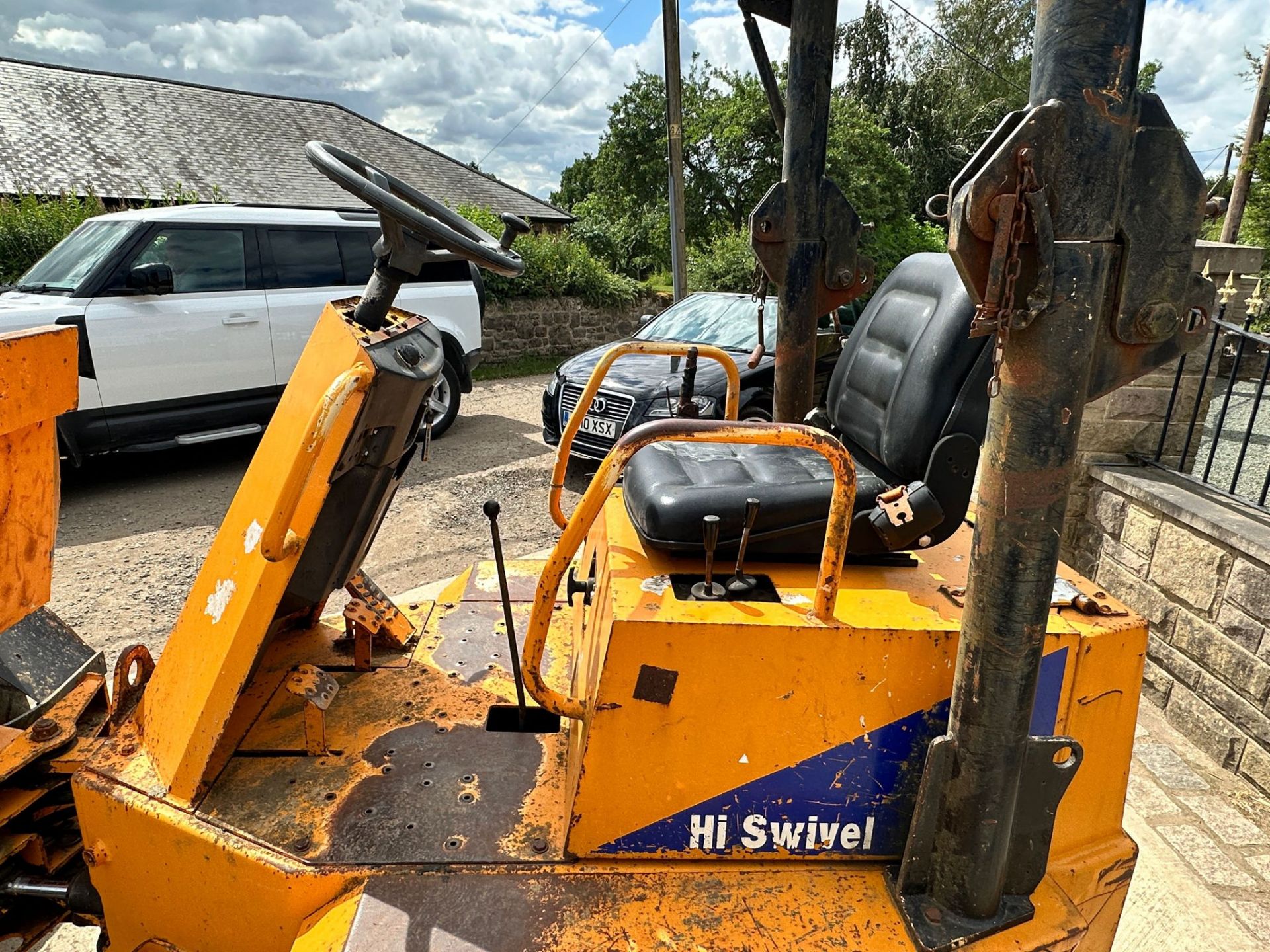 THWAITES HIGH TIP SWIVEL SKIP 1.5 TON DUMPER *PLUS VAT* - Image 15 of 18