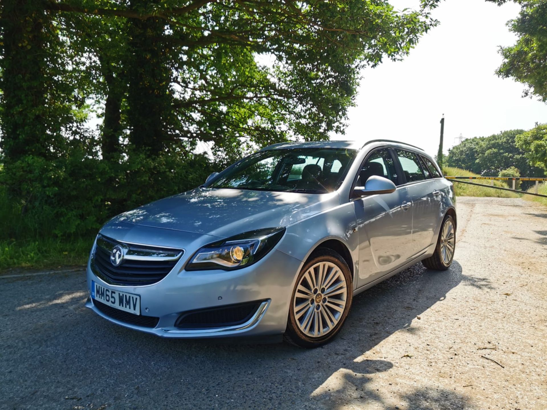 2015/65 REG VAUXHALL INSIGNIA DESIGN NAV CDTI ECO SS 1.6 DIESEL MANUAL, SHOWING 0 FORMER KEEPERS - Image 3 of 35