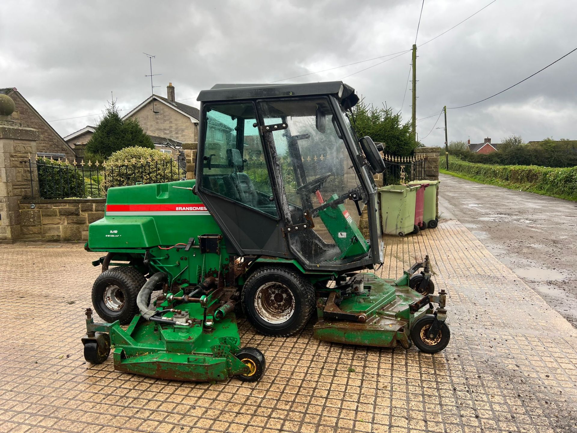 Ransomes 951D batwing Ride On Lawn Mower *PLUS VAT* - Image 11 of 12