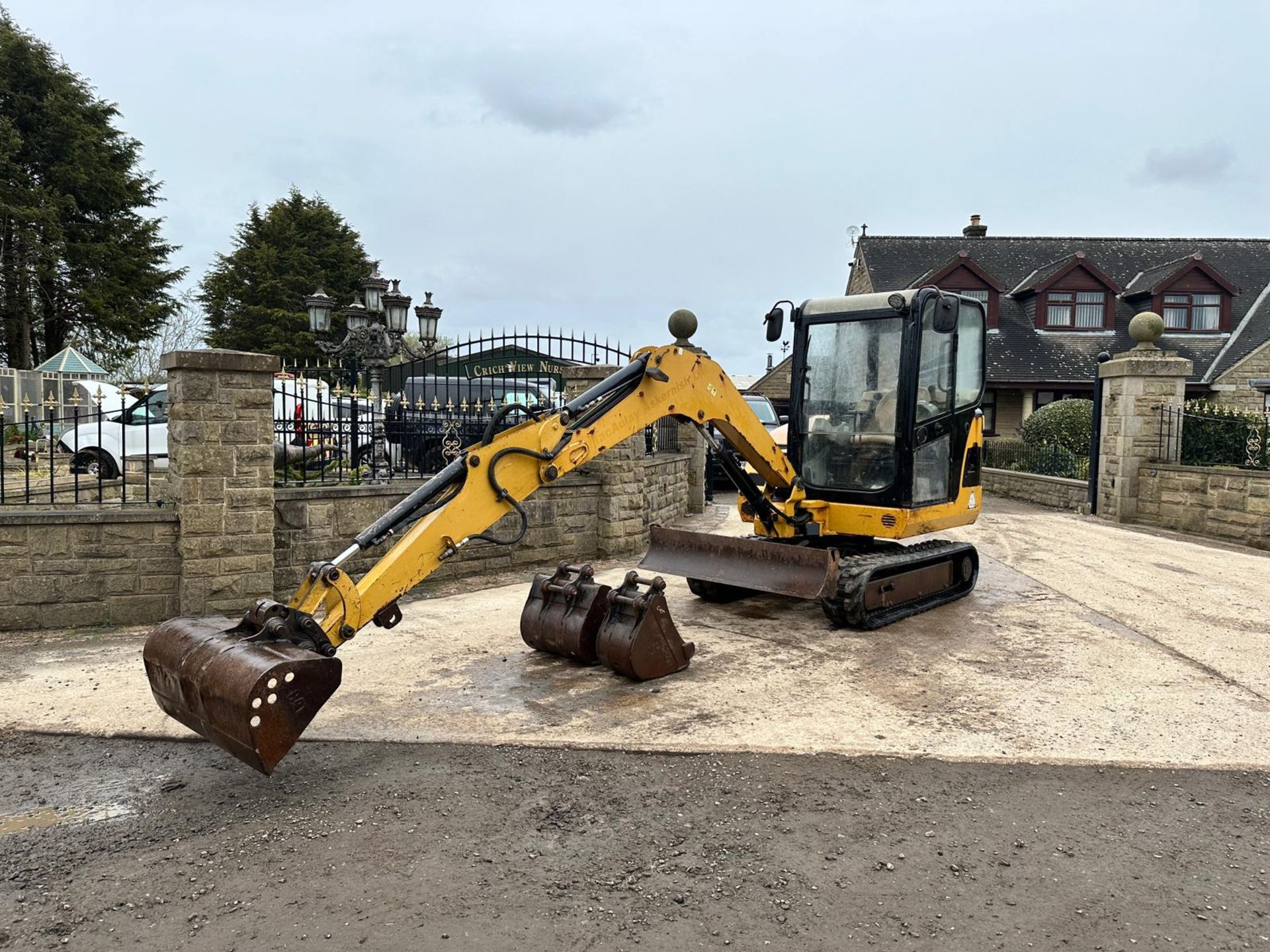 2012 Caterpillar 302.5C 2.8 Ton Mini Digger *PLUS VAT* - Image 3 of 28