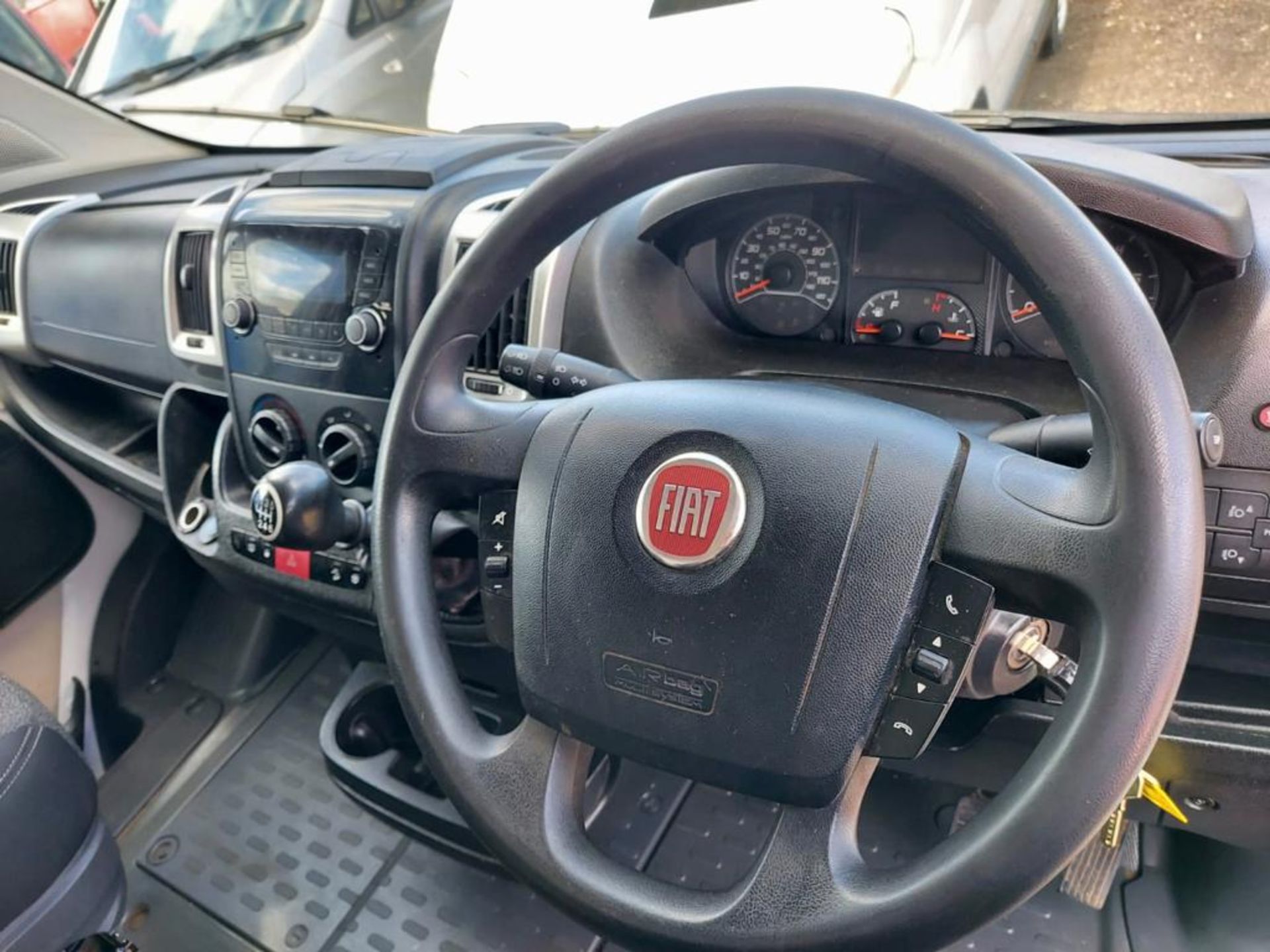 2015 FIAT DUCATO 35 MULTIJET WHITE PANEL VAN *NO VAT* - Image 11 of 22