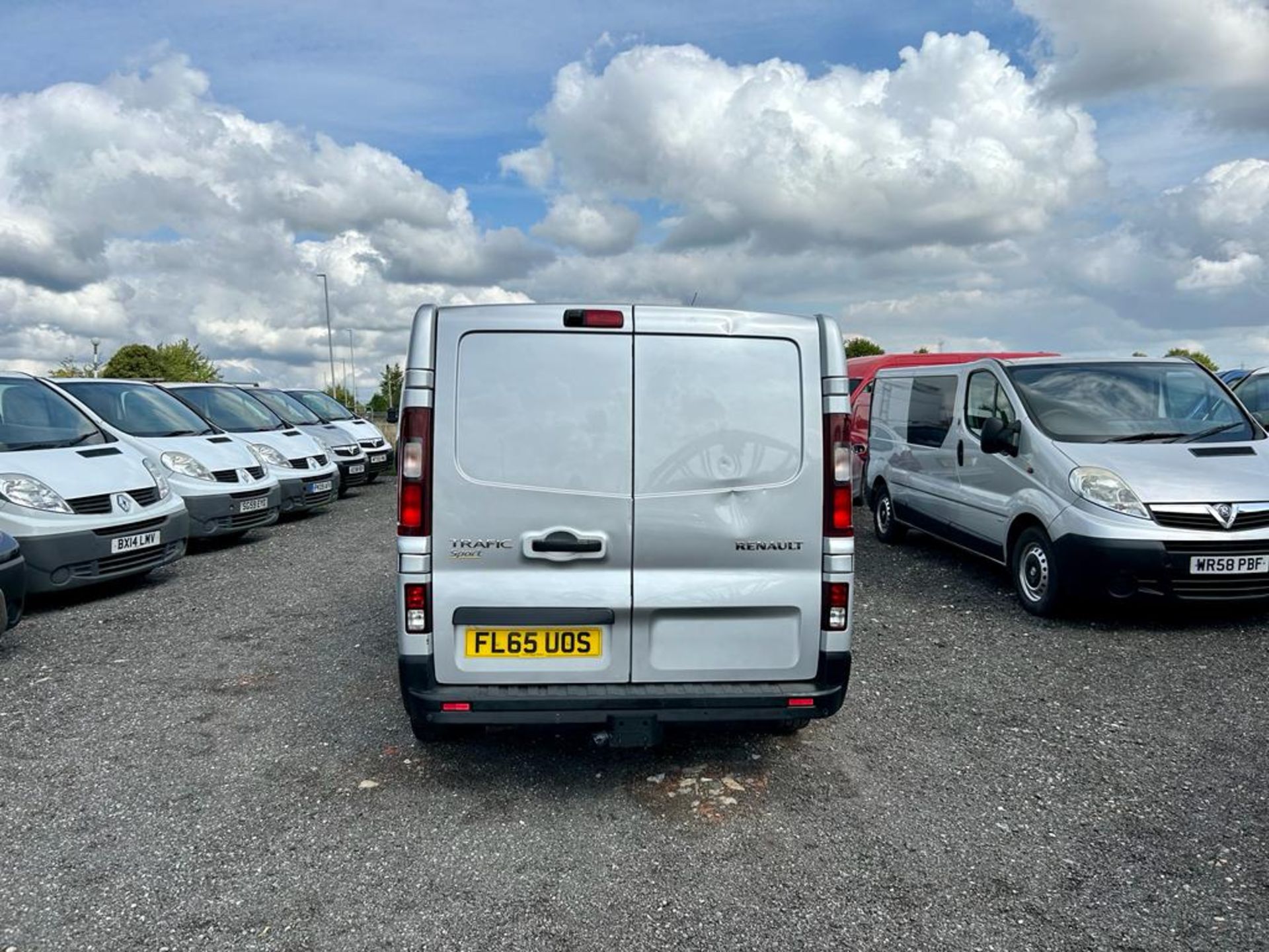 2015 RENAULT TRAFIC SL27 SPORT ENERGY DCI SILVER PANEL VAN *NO VAT* - Image 6 of 14