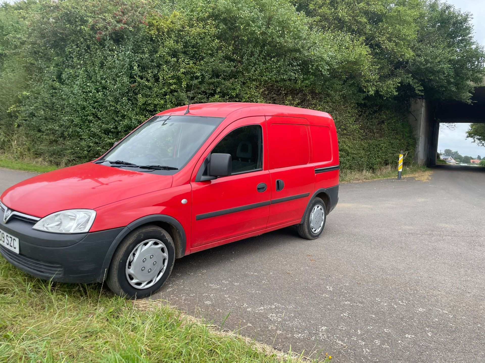 2009/09 REG VAUXHALL COMBO 1700 CDTI 1.2 DIESEL MANUAL PANEL VAN, SHOWING 0 FORMER KEEPERS *NO VAT* - Image 3 of 13