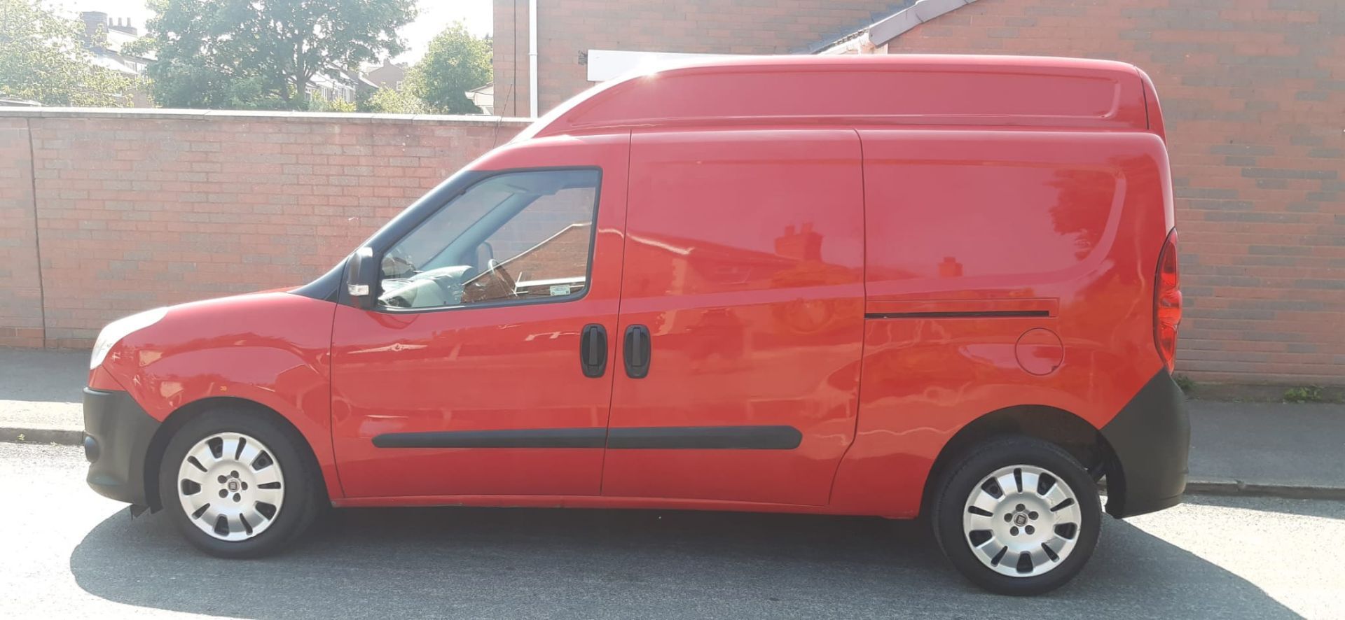 2013/63 REG FIAT DOBLO 16V XL MULTIJET LWB 1.6 DIESEL MANUAL PANEL VAN, SHOWING 0 FORMER KEEPERS - Image 4 of 10