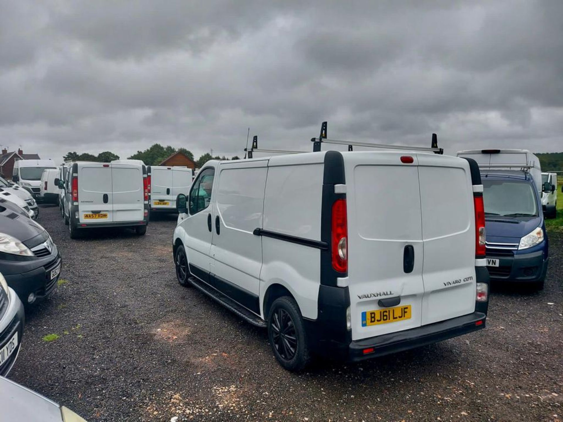 2012 VAUXHALL VIVARO 2700 CDTI 113 SWB WHITE PANEL VAN *NO VAT* - Image 6 of 14