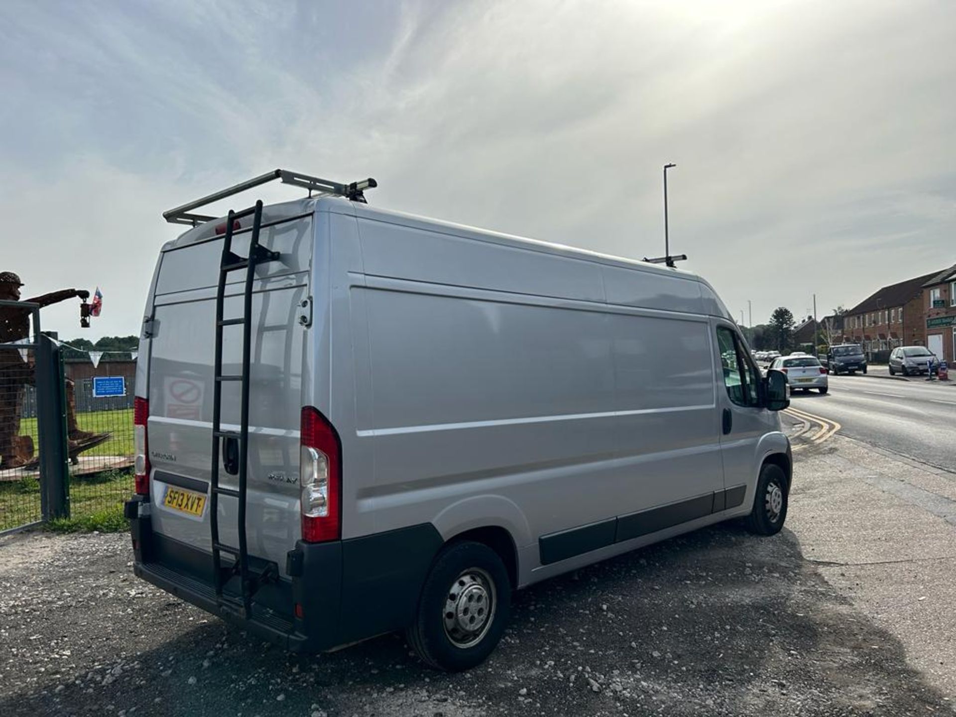 2013 CITROEN RELAY 35 L3H2 ENTERPRISE HDI SILVER PANEL VAN *NO VAT* - Image 7 of 14