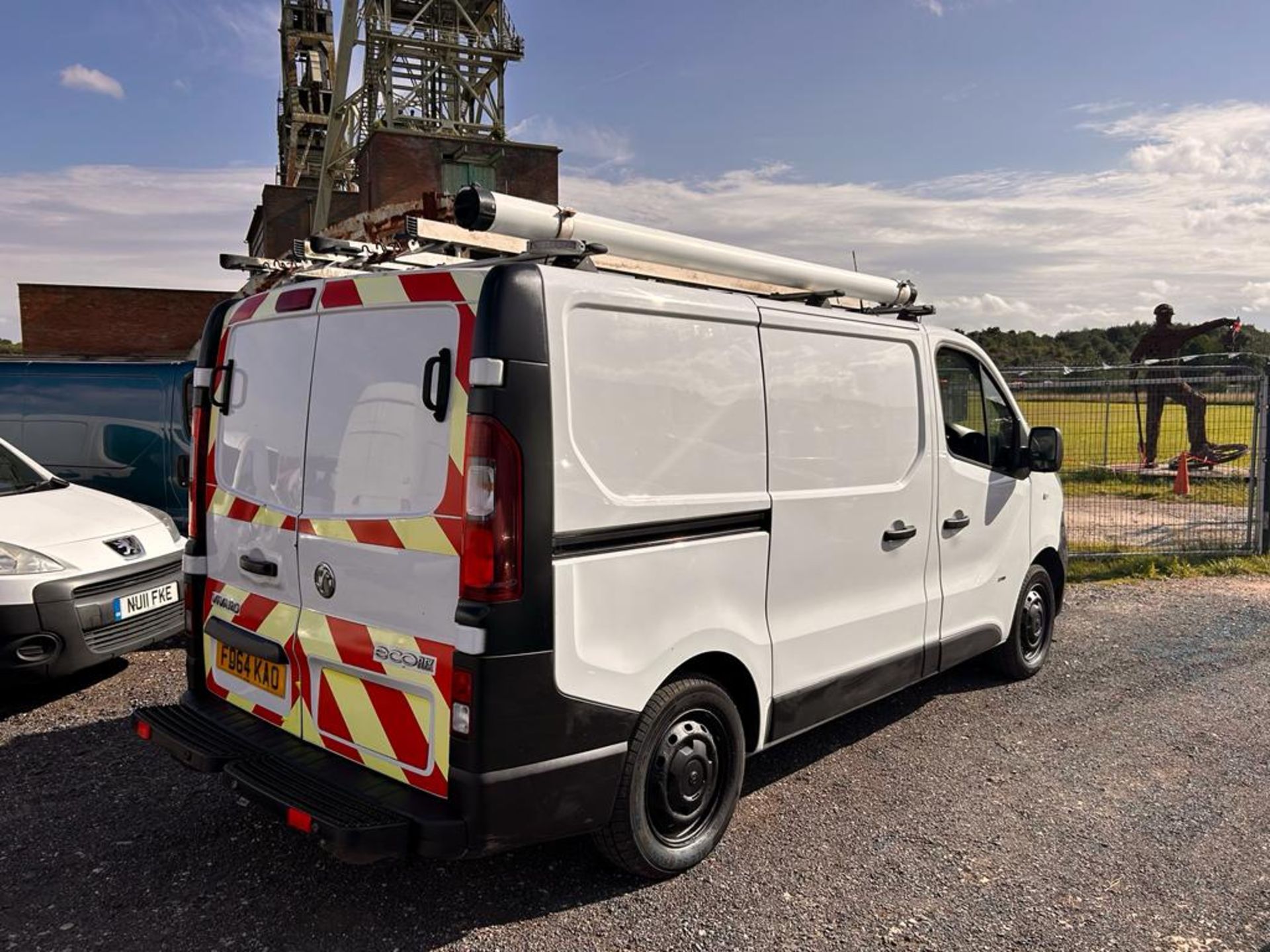 2014 VAUXHALL VIVARO 2900 CDTI ECOFLEX WHITE PANEL VAN *NO VAT* - Image 12 of 18