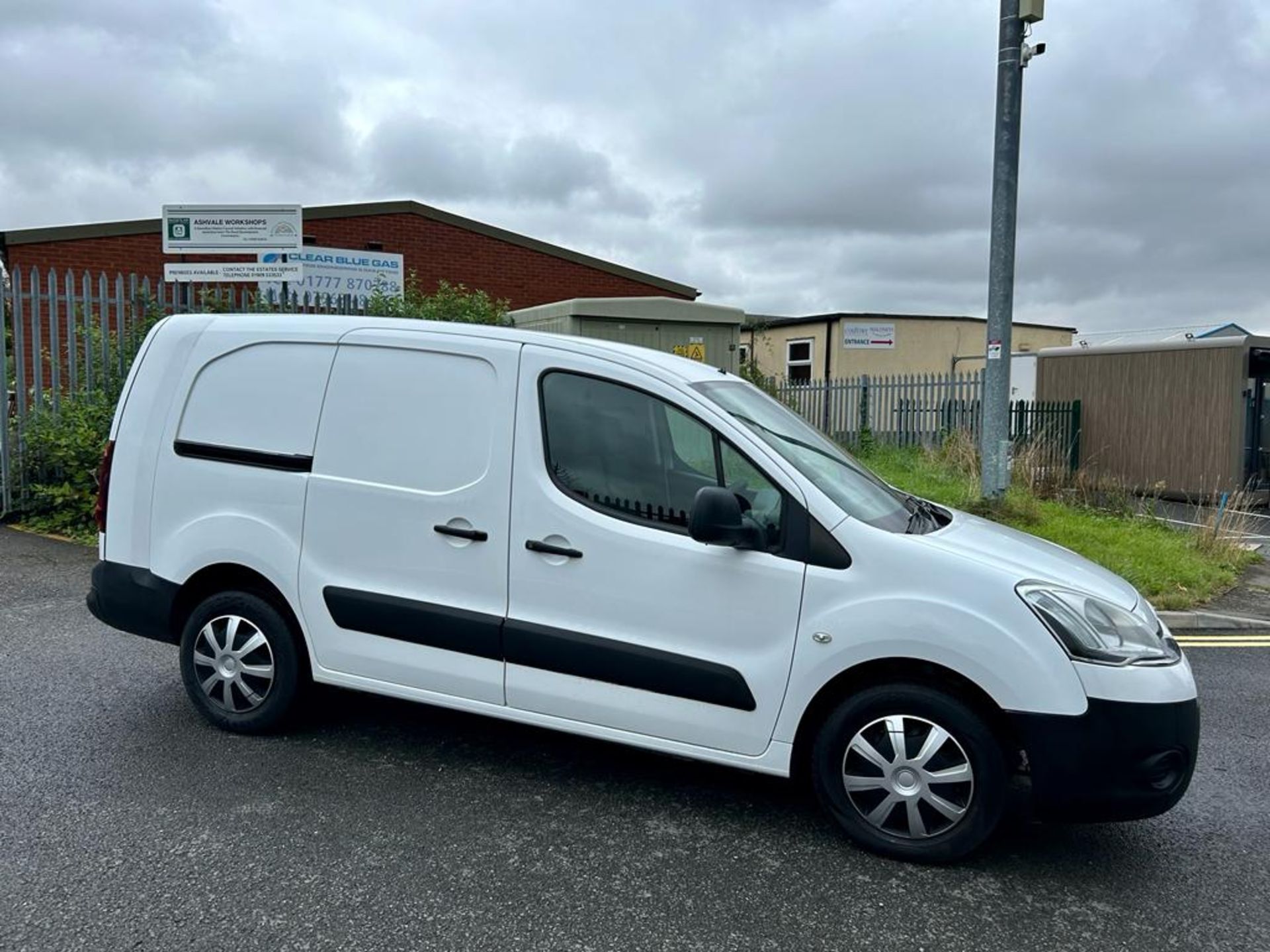 2013 CITROEN BERLINGO 750 LX HDI WHITE PANEL VAN *NO VAT* - Image 8 of 13