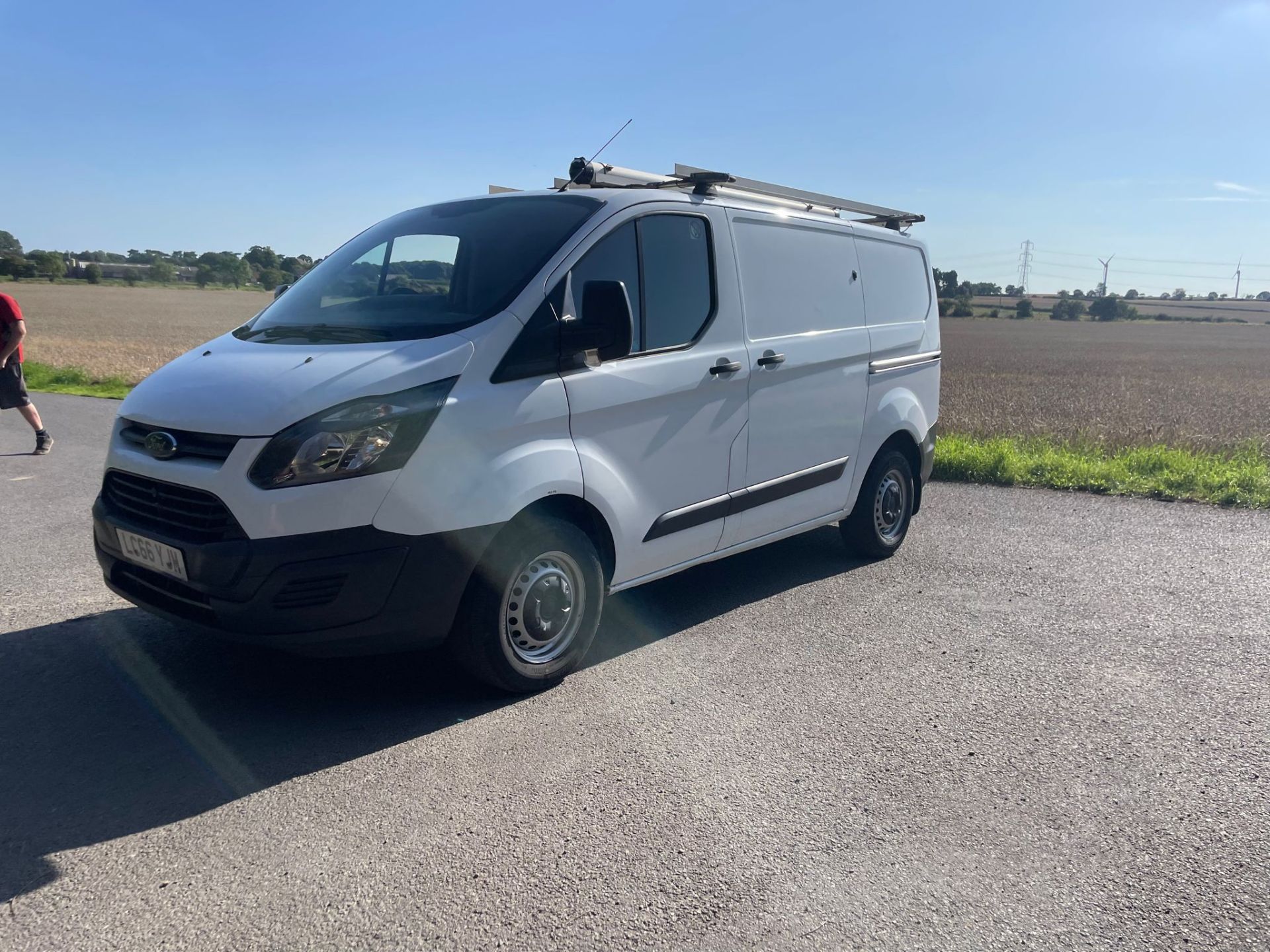 2016/66 REG FORD TRANSIT CUSTOM 310 2.0 DIESEL WHITE PANEL VAN, SHOWING 0 FORMER KEEPERS *PLUS VAT* - Image 3 of 14