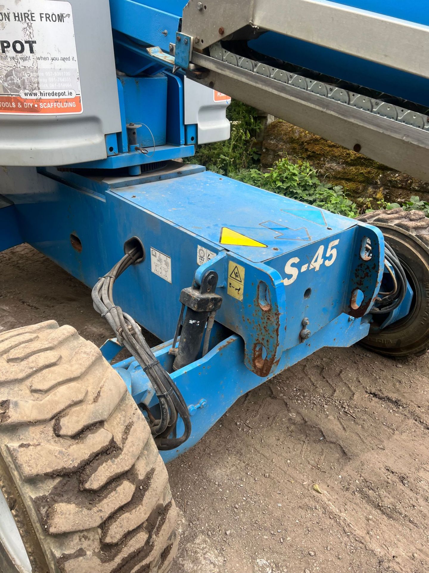 Genie S-45 Boom Lift 4x4 51ft Working Height *PLUS VAT* - Image 8 of 13