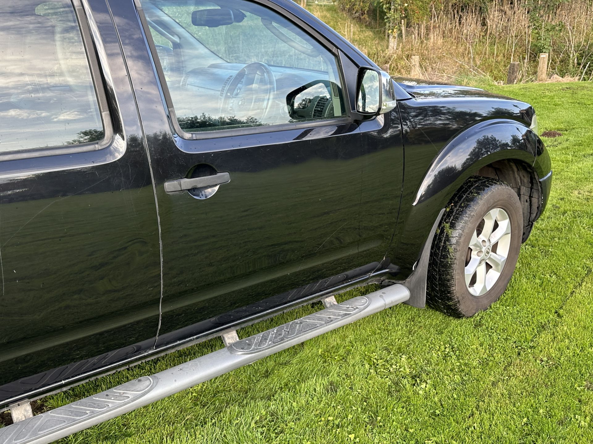 2009 NISSAN NAVARA OUTLAW D40 PICKUP WITH CARRYBOY TOP, TOWBAR 6SP AIR CON - Image 8 of 32