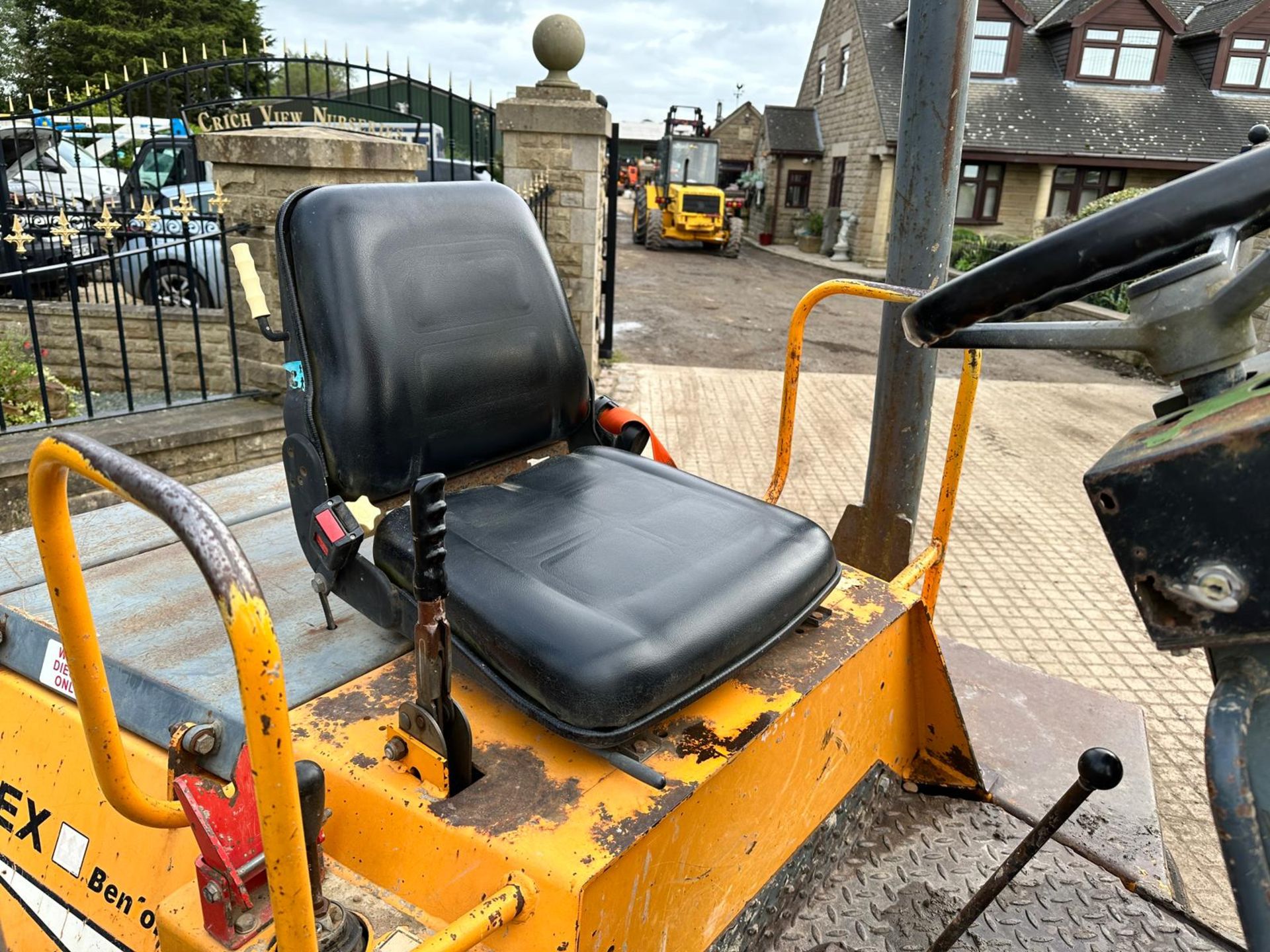 TEREX/BENFORD PS3000 3 TON SWIVEL SKIP DUMPER *PLUS VAT* - Image 15 of 16