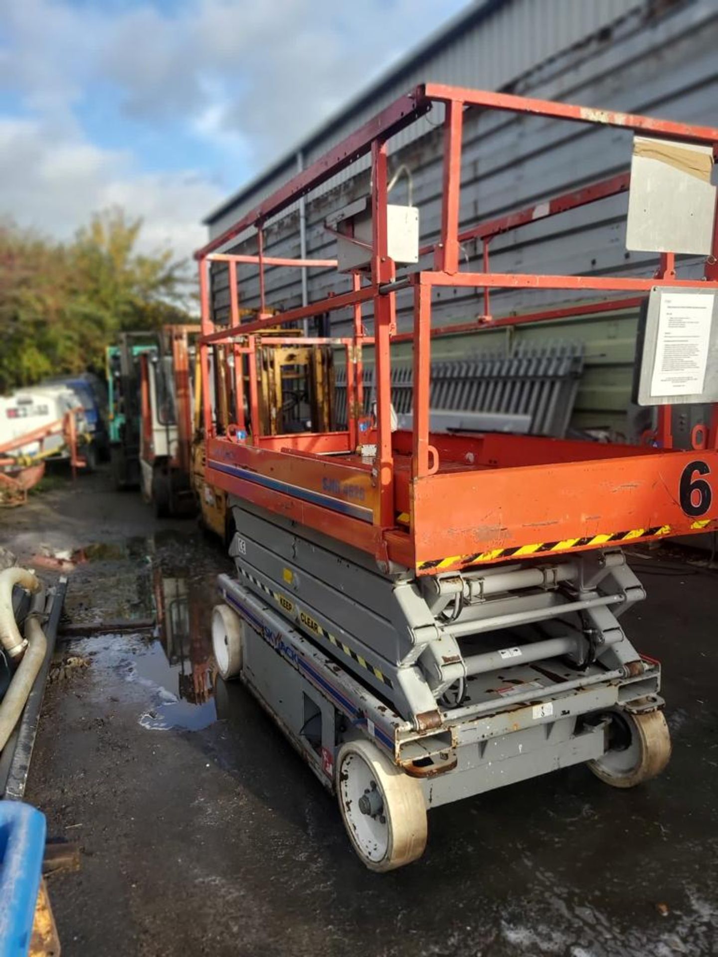 SKYJACK SJIII-4626 ELECTRIC SCISSOR LIFT *PLUS VAT* - Image 4 of 10