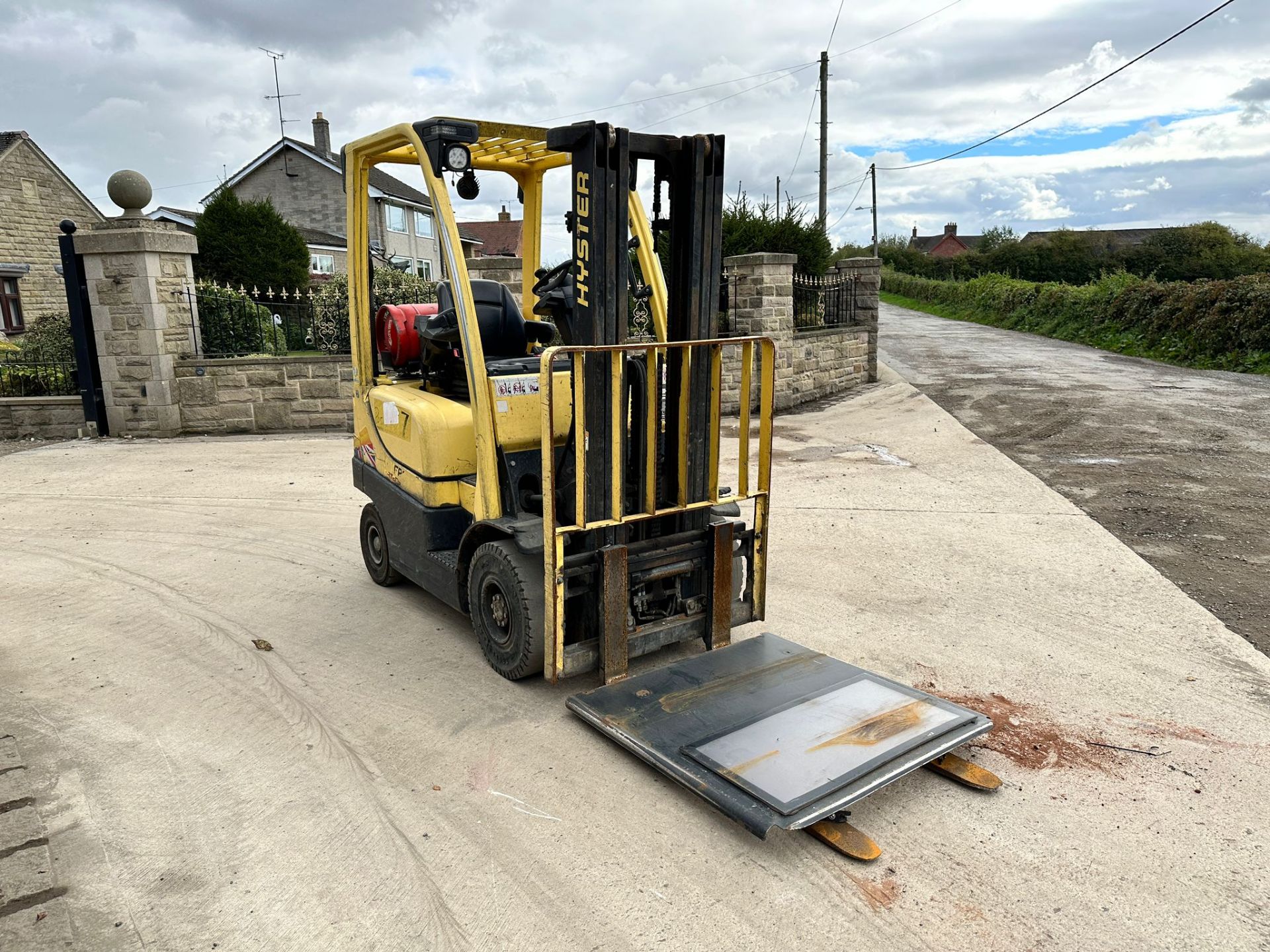 2017 Hyster Fortens H1.8FT 1.8 Ton Forklift With Roof *PLUS VAT* - Image 3 of 15