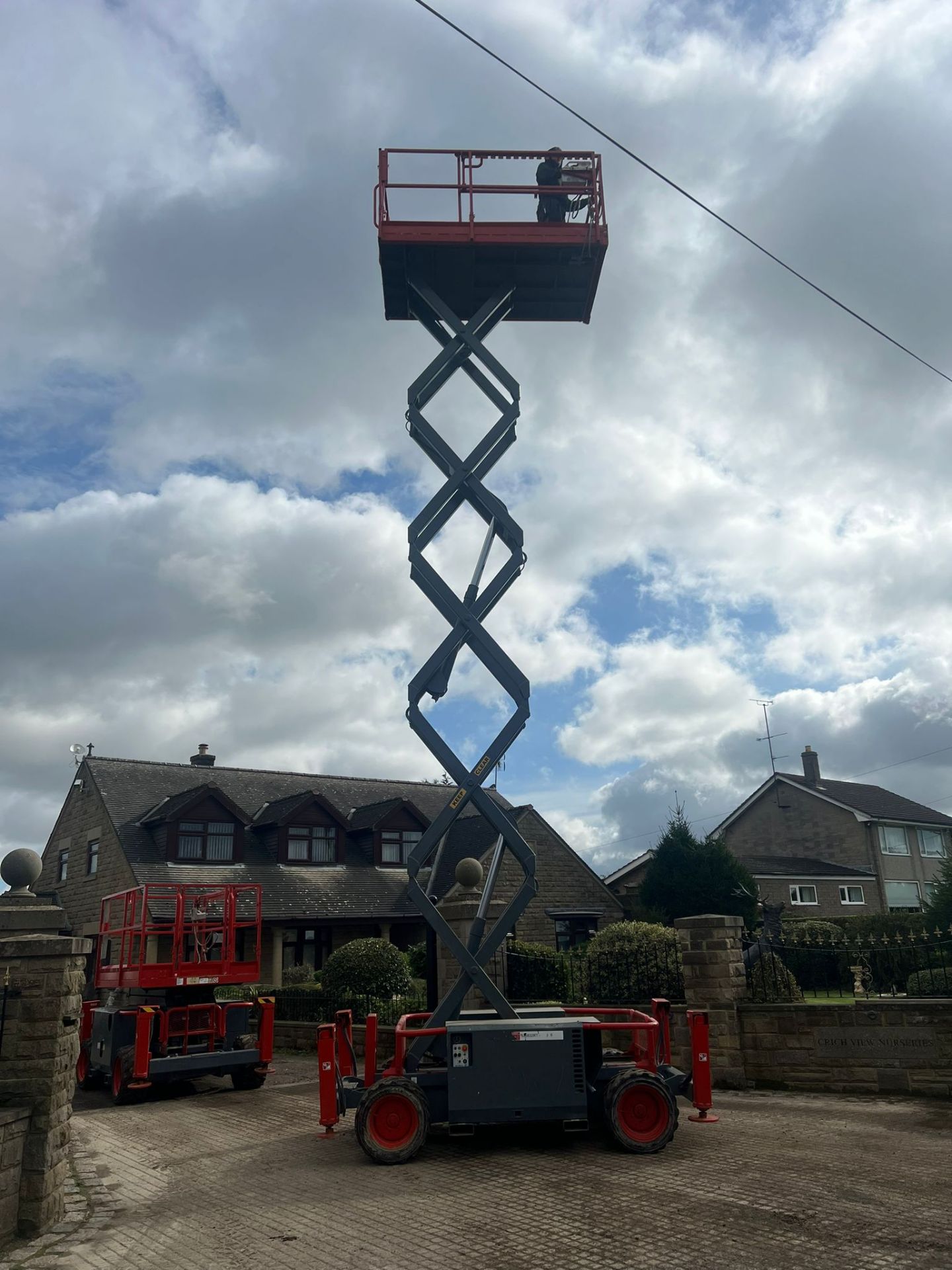 2011 SKYJACK SJ6832RT 4WD ROUGH TERRAIN SCISSOR LIFT *PLUS VAT* - Image 12 of 15