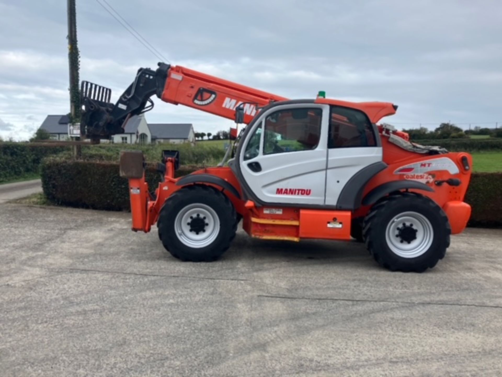 2012 Manitou MT1440 TELEHANDLER - Image 2 of 22