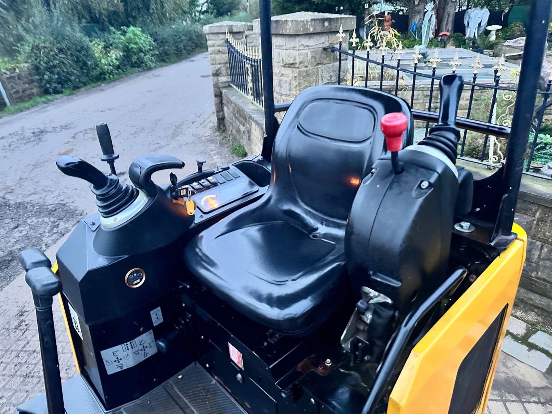 2019 JCB 16C-1 MINI EXCAVATOR *PLUS VAT* - Image 19 of 22