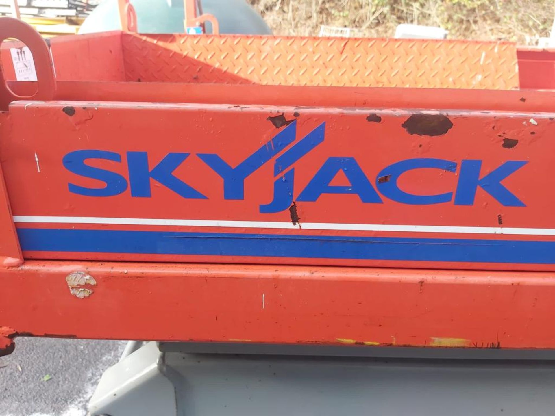 SKYJACK SJIII-4626 ELECTRIC SCISSOR LIFT *PLUS VAT* - Image 8 of 10